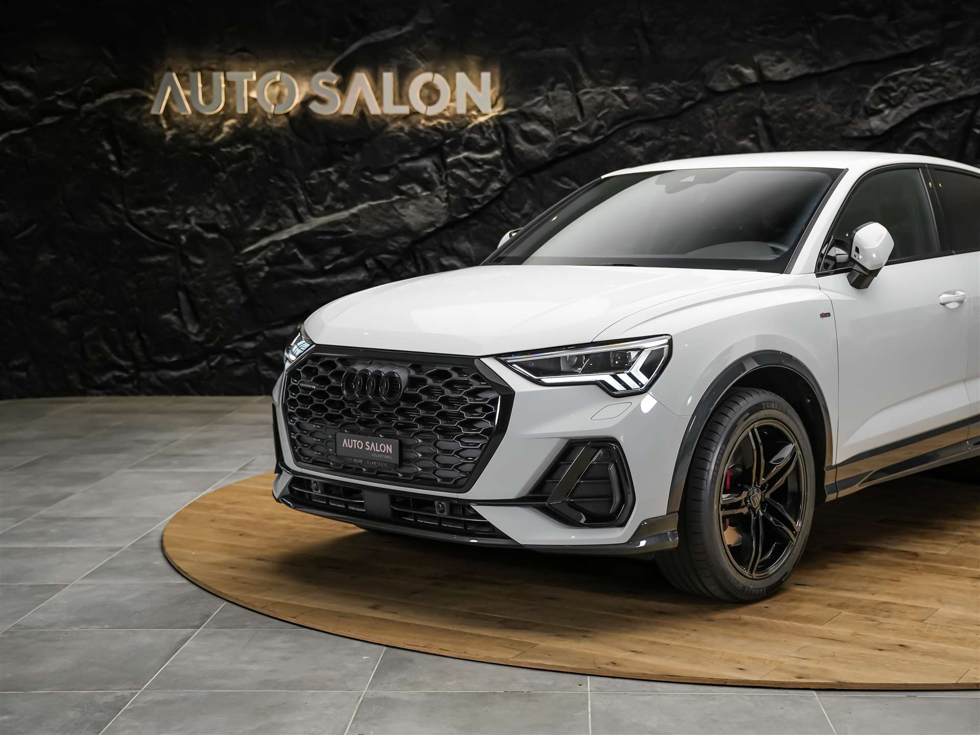 AUDI Q3 Sportback 40 TDI S line quattro S-tronic *Assistenten*Sonos*Memory*-image-14