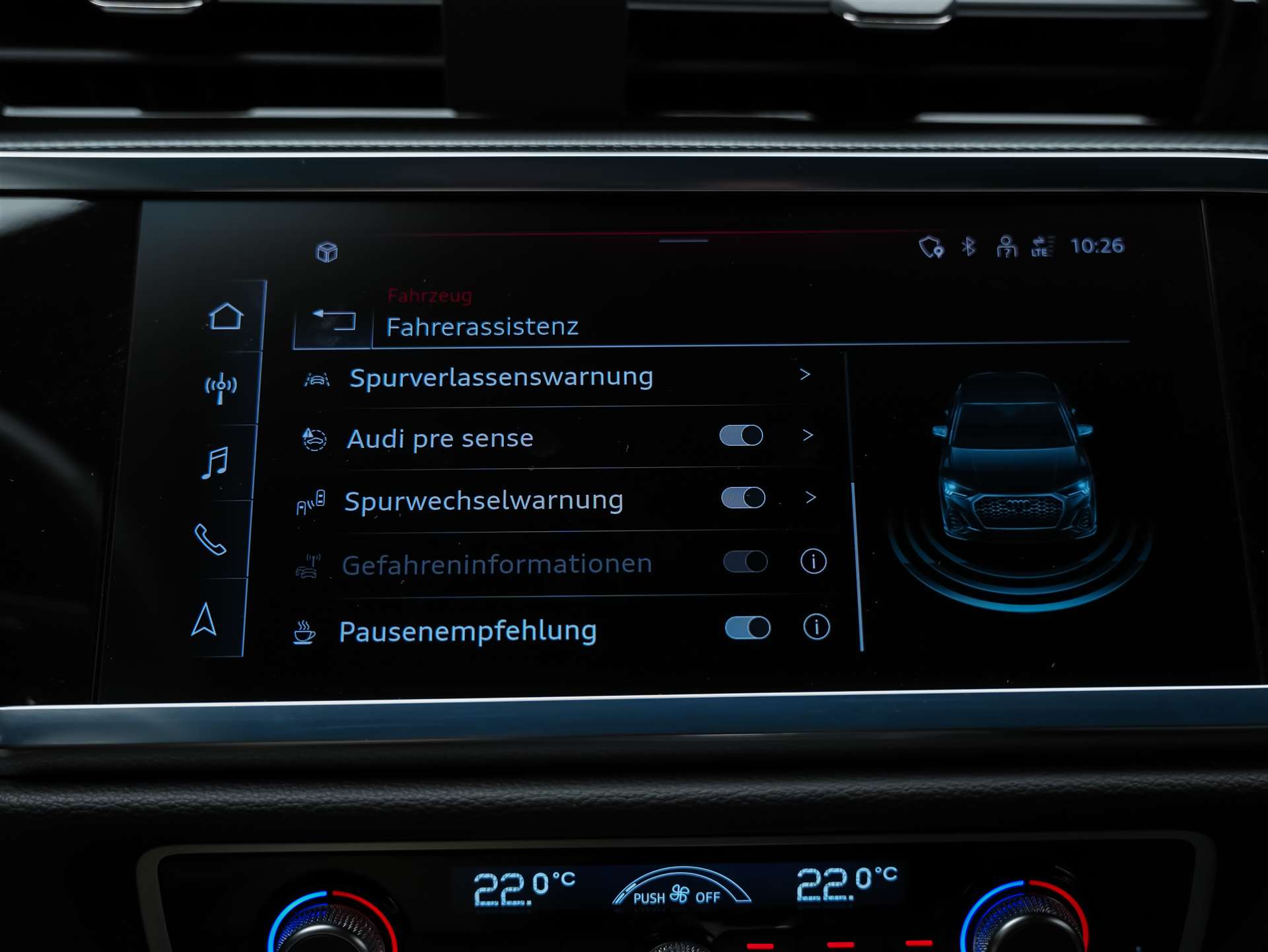 AUDI Q3 Sportback 40 TDI S line quattro S-tronic *Assistenten*Sonos*Memory*-image-39