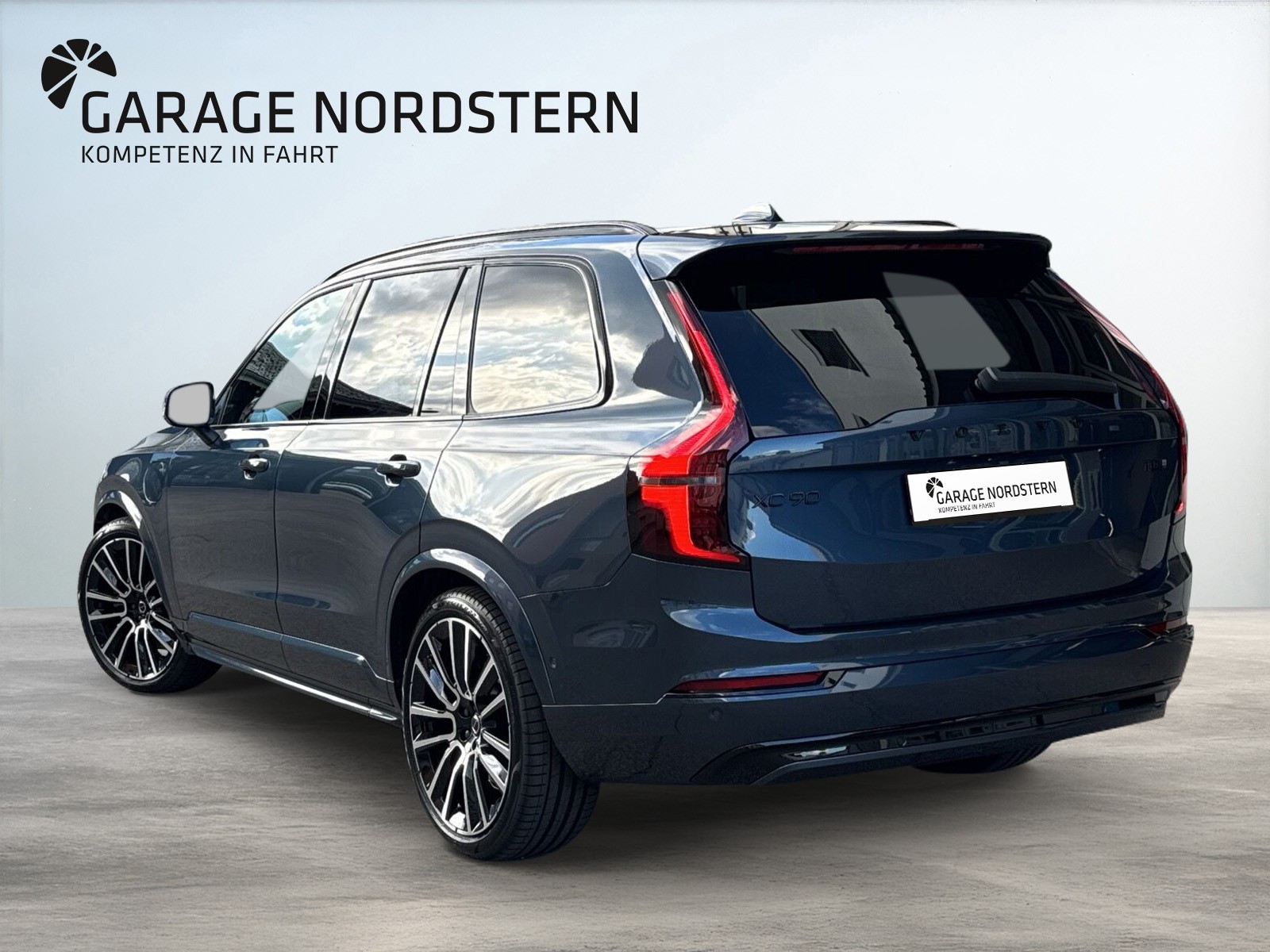 VOLVO XC90 2.0 T8 TE Black Edition eAWD-showroom-element-2