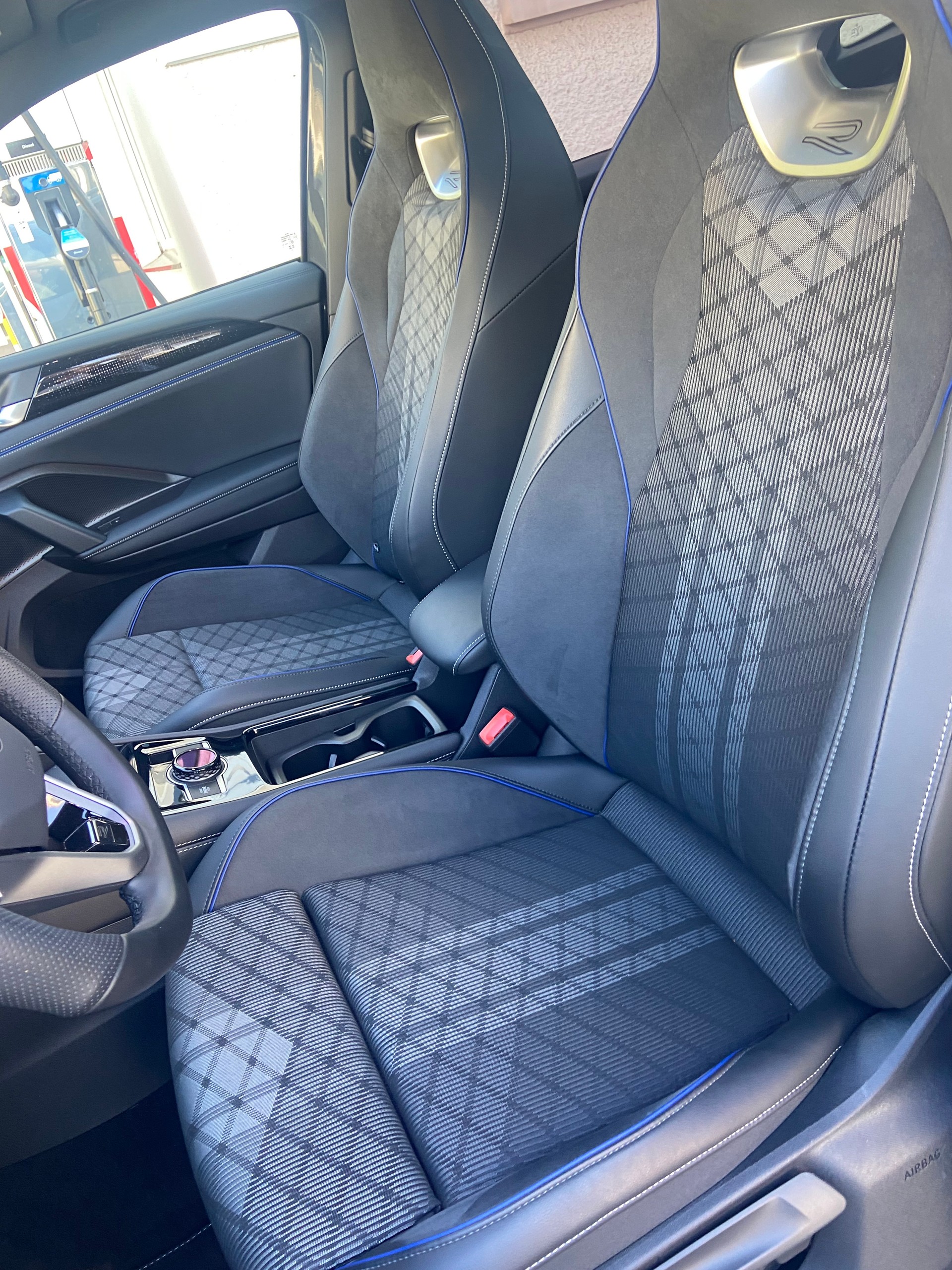 VW Tiguan 2.0 TSI DSG R-Line 4Motion-image-8