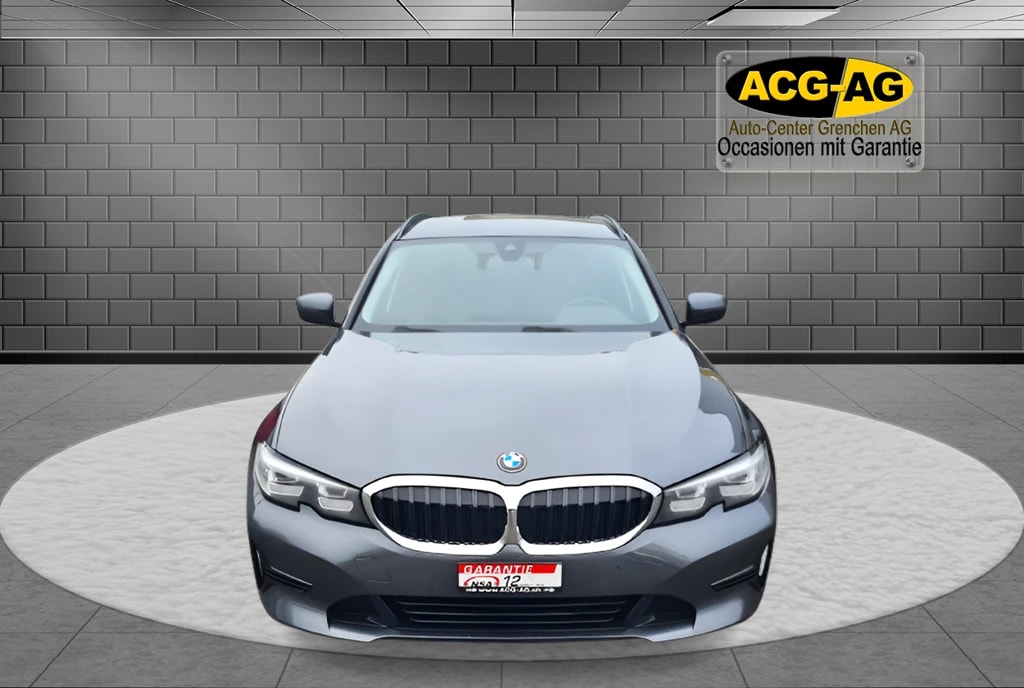 BMW 320d xDrive 48V Touring Steptronic ** Voll-Leder ** Gr-Navi ** RF-Kamera ** Sitzheizung ** Frisch Ab MFK & Service **-image-2