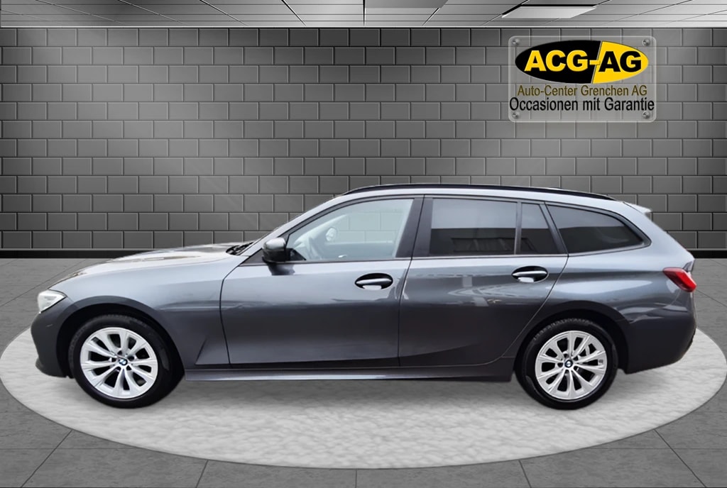 BMW 320d xDrive 48V Touring Steptronic ** Voll-Leder ** Gr-Navi ** RF-Kamera ** Sitzheizung ** Frisch Ab MFK & Service **-image-3