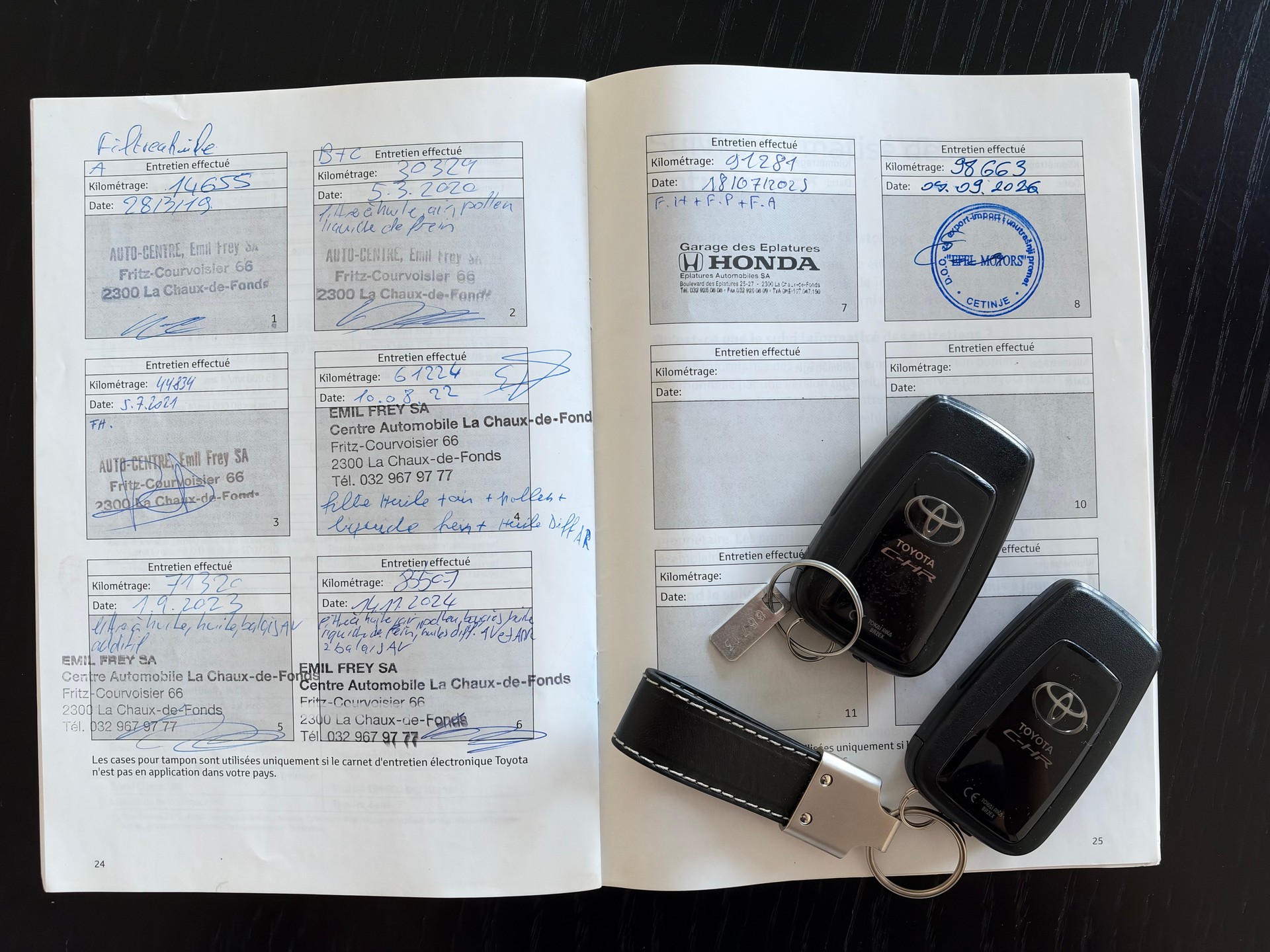 TOYOTA 1.2 T Comfort 4x4 — Sans accident — 2e propriétaire — Entretien complet effectué chez Toyota-image-5