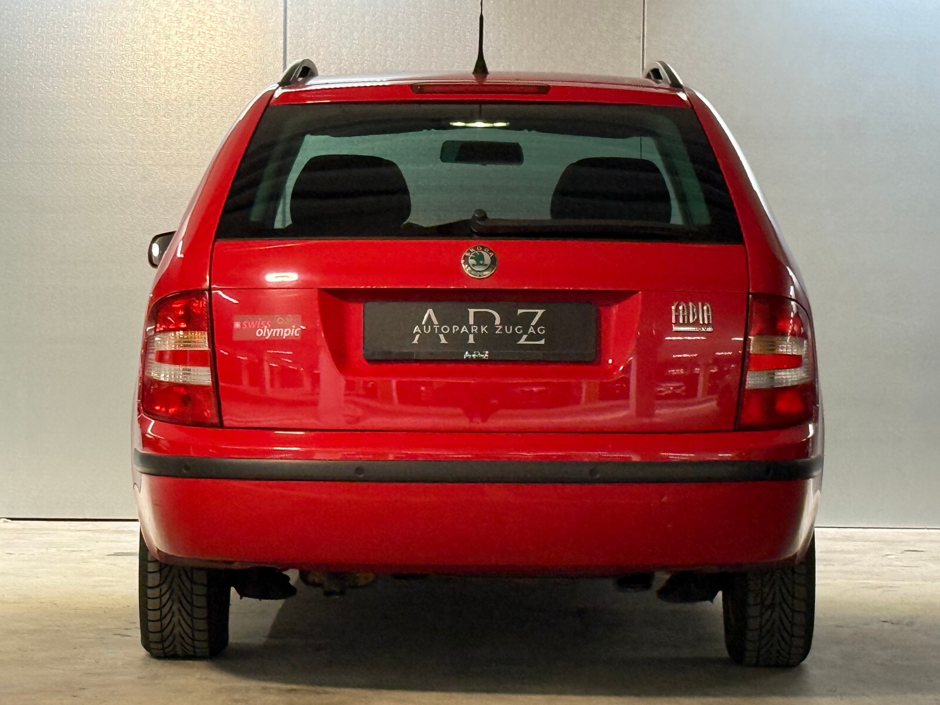 SKODA Fabia 1.4 16V Swiss Olympic-image-5