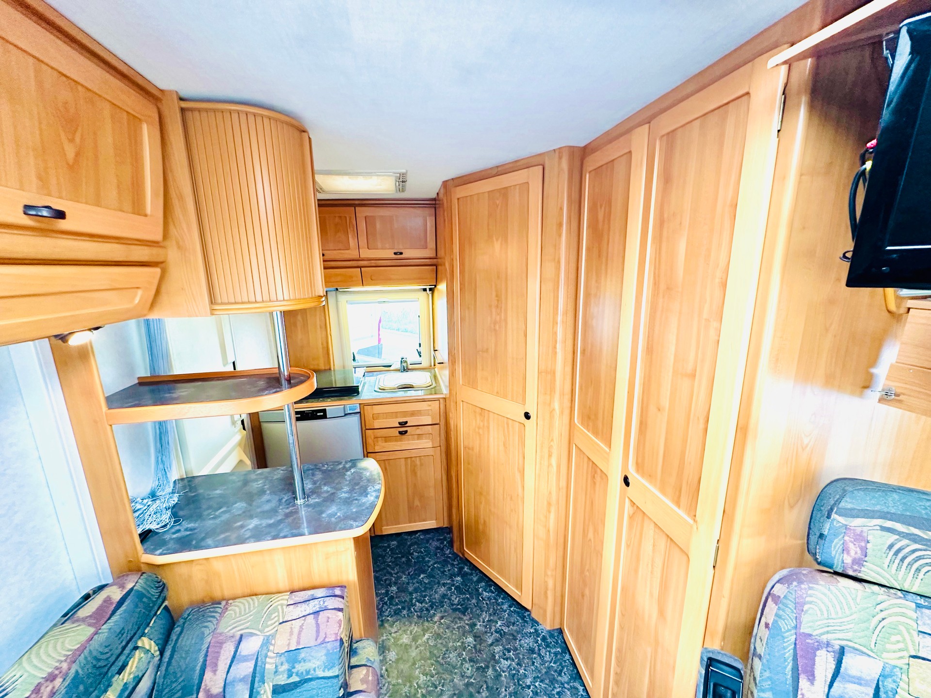 FIAT 2.5TDi 115PS HYMER E510 *** TOP GEPFLEGTES FAHRZEUG*** frisch ab MFK-image-12