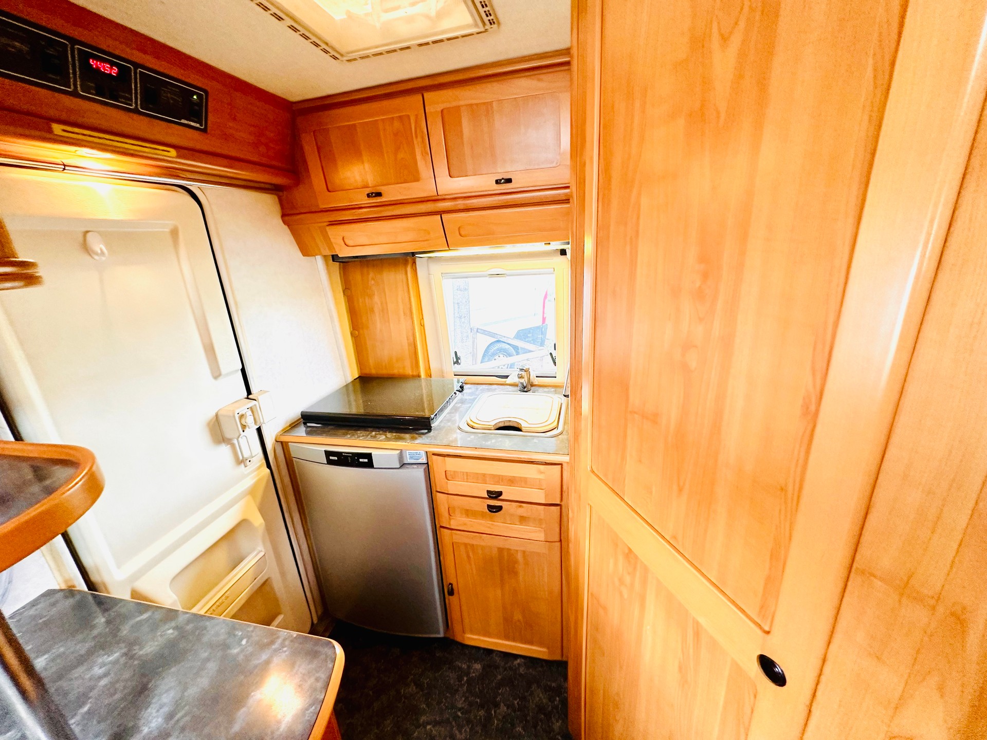 FIAT 2.5TDi 115PS HYMER E510 *** TOP GEPFLEGTES FAHRZEUG*** frisch ab MFK-image-11