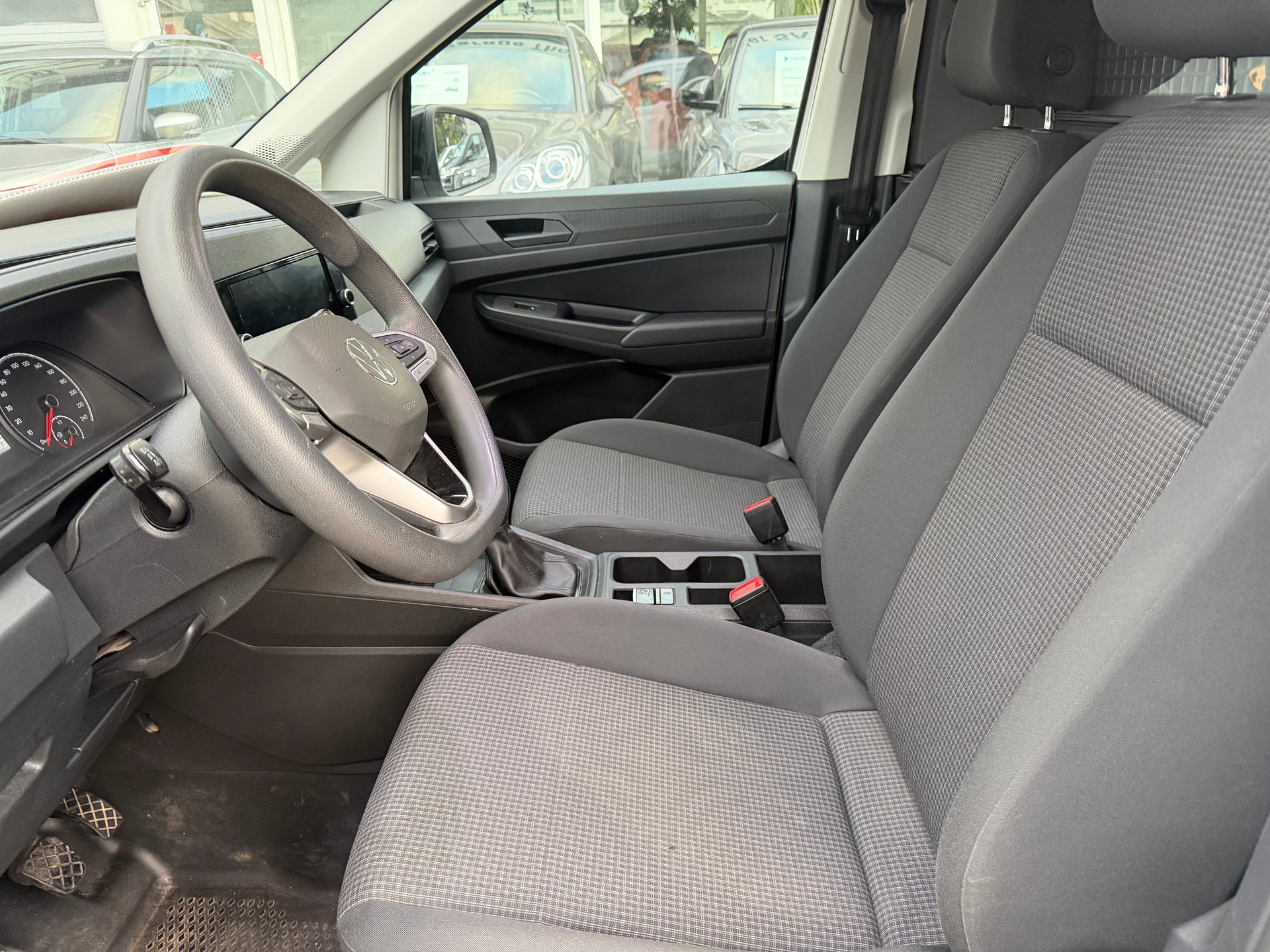 VW Caddy Cargo 2.0TDI Entry-image-14