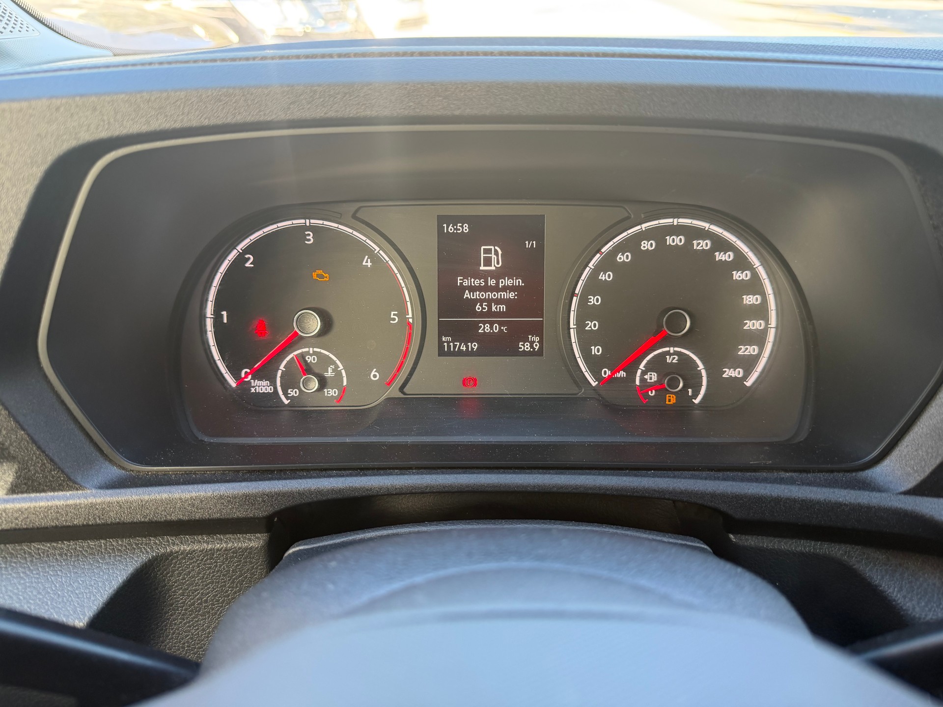 VW Caddy Cargo 2.0TDI Entry-image-22