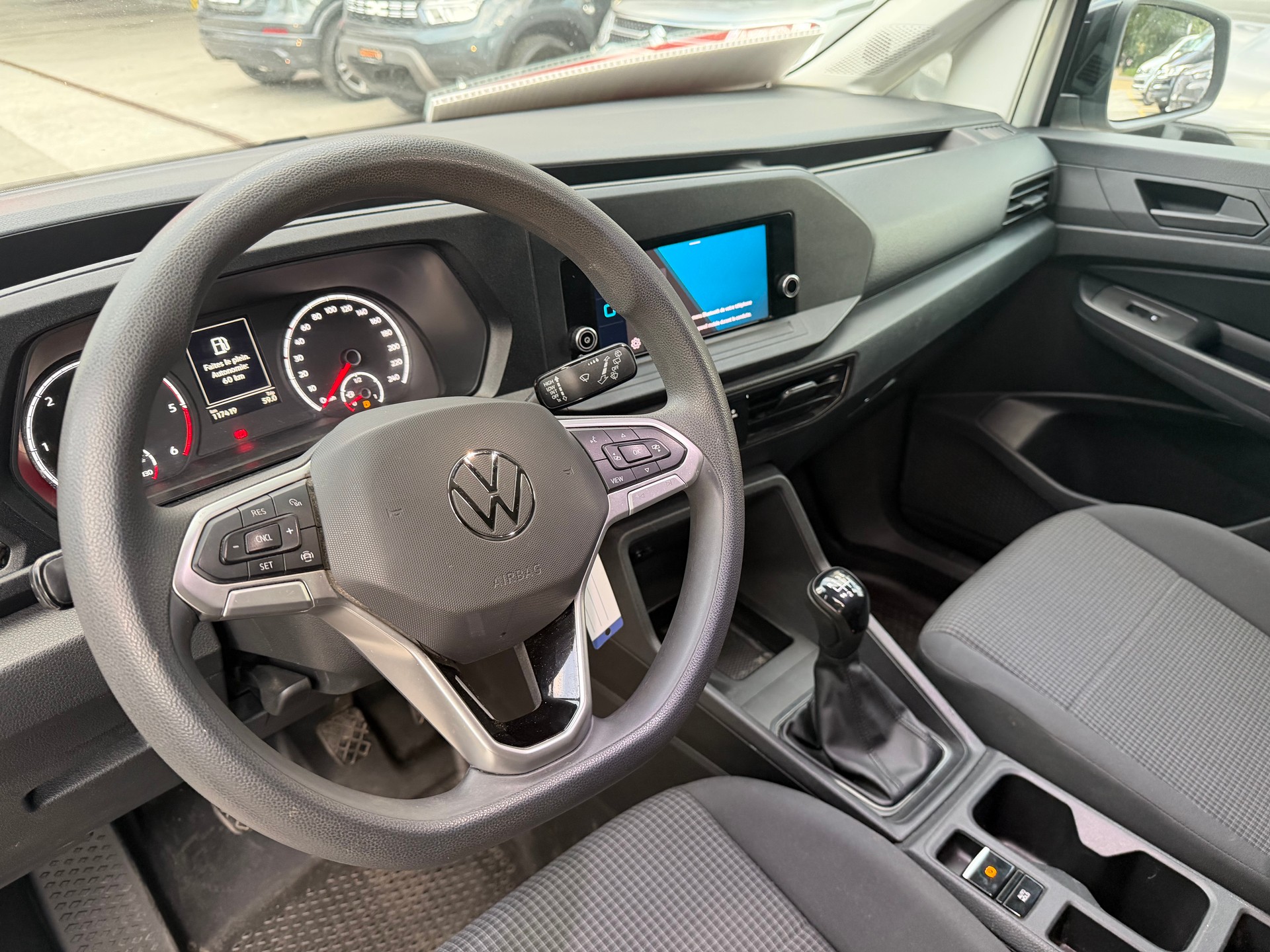 VW Caddy Cargo 2.0TDI Entry-image-12
