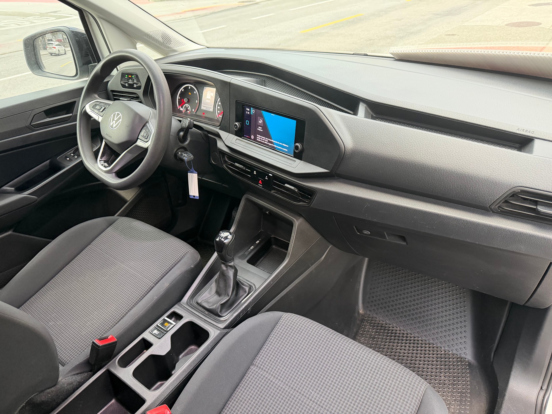 VW Caddy Cargo 2.0TDI Entry-image-13