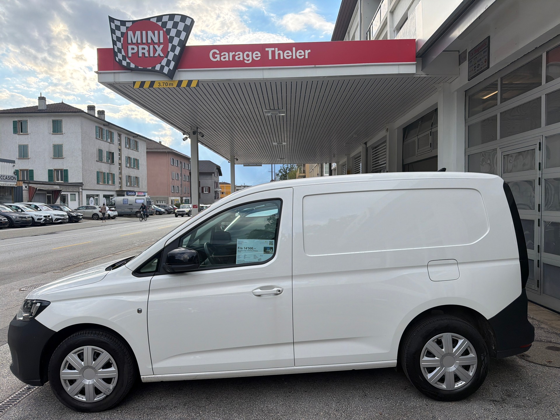 VW Caddy Cargo 2.0TDI Entry-image-10
