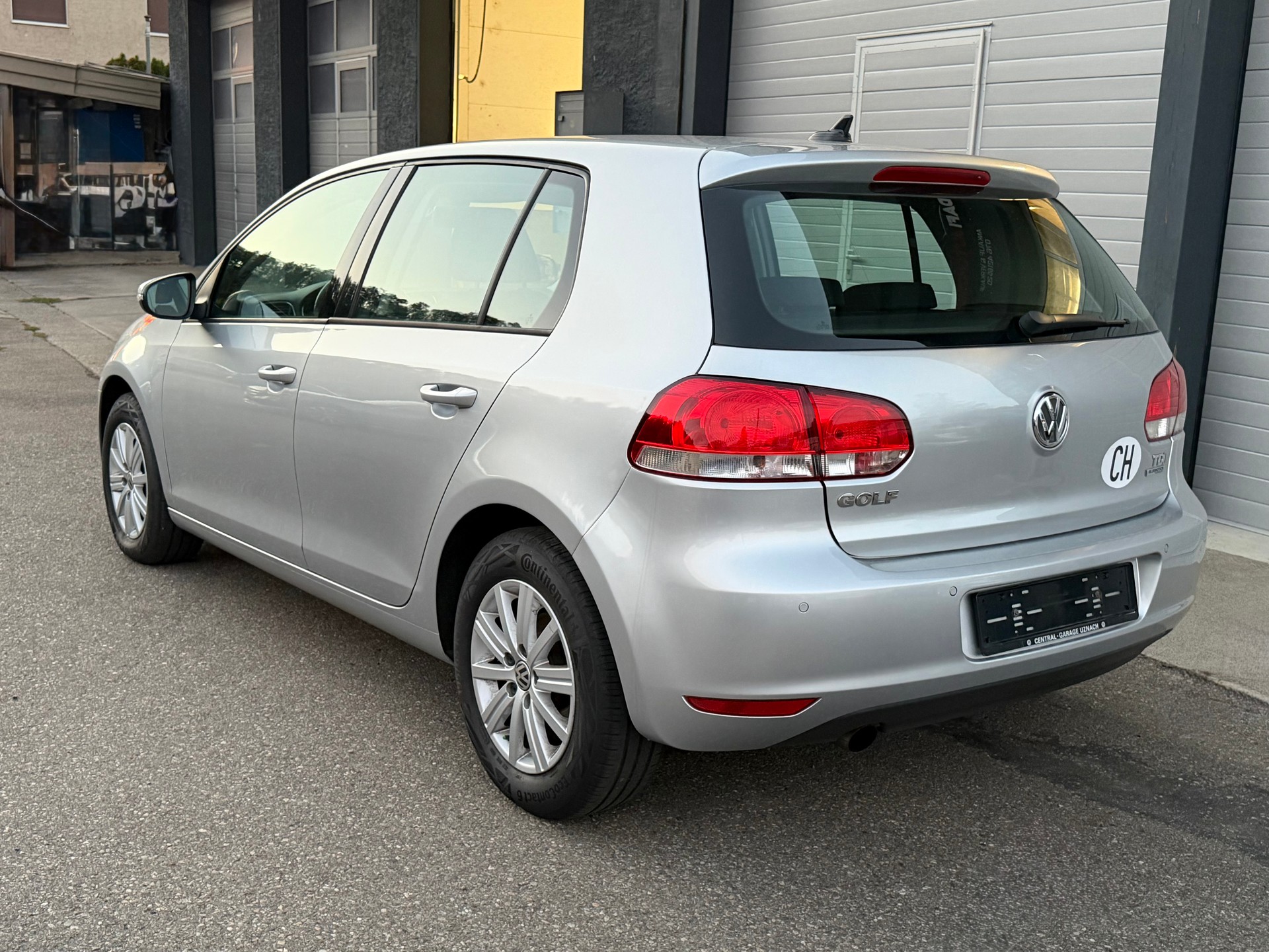 VW Golf 1.6 TDI BlueMotion Technology Comfortline DSG-image-3