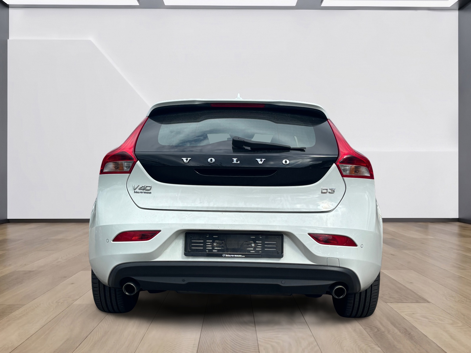 VOLVO V40 D3 Momentum Geartronic-image-4