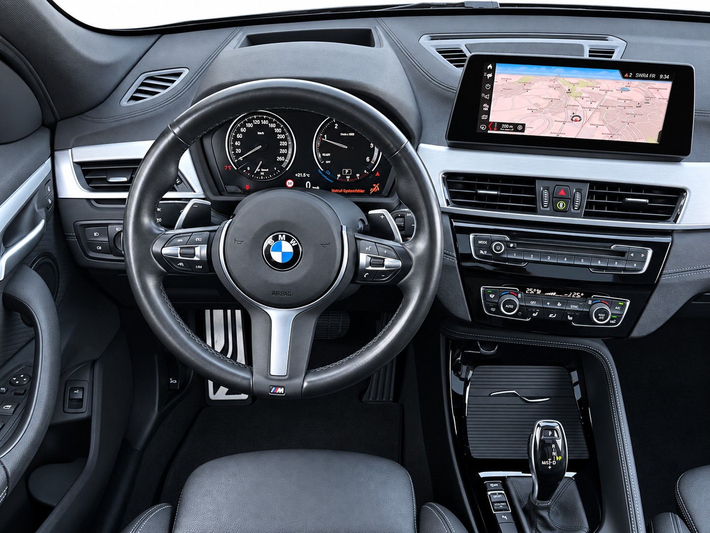 BMW X1 20d xDrive SAG * CH FAHRZEUG *-image-26