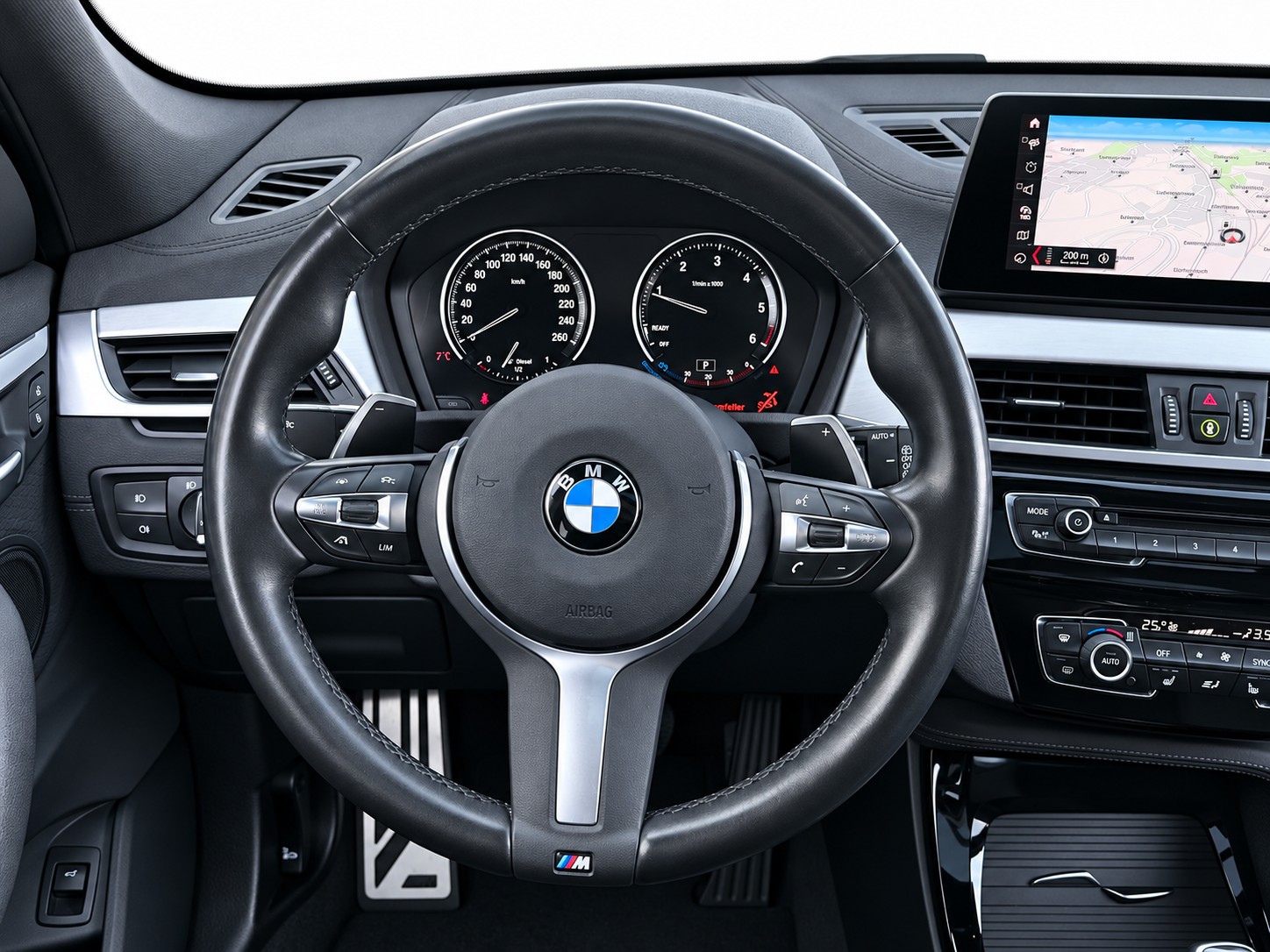 BMW X1 20d xDrive SAG * CH FAHRZEUG *-image-16