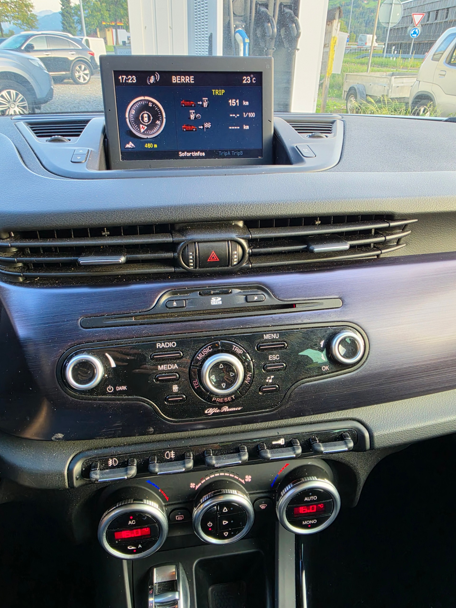 ALFA ROMEO Giulietta 1750 TBi Quadrifoglio Verde-image-7
