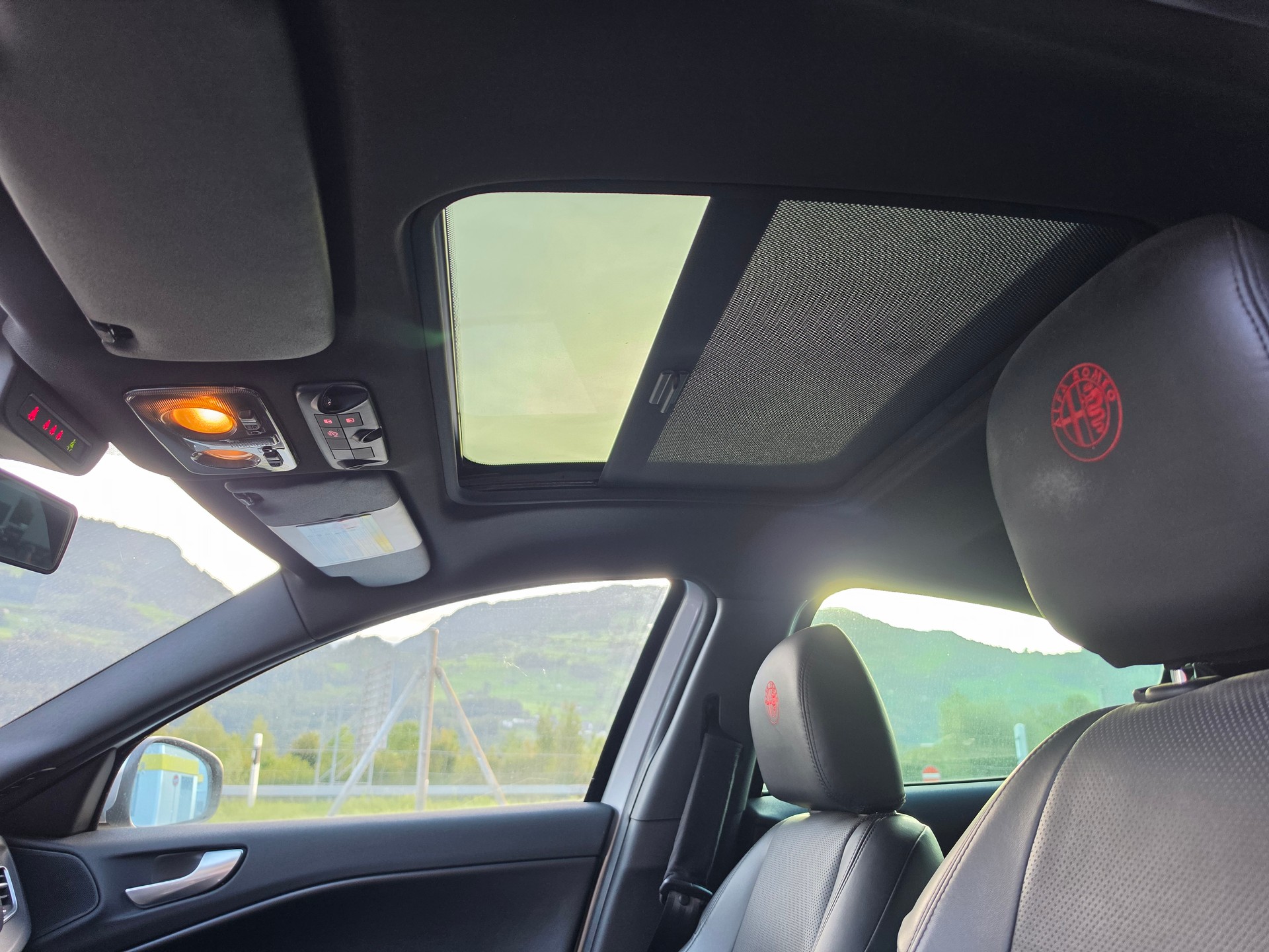 ALFA ROMEO Giulietta 1750 TBi Quadrifoglio Verde-image-8