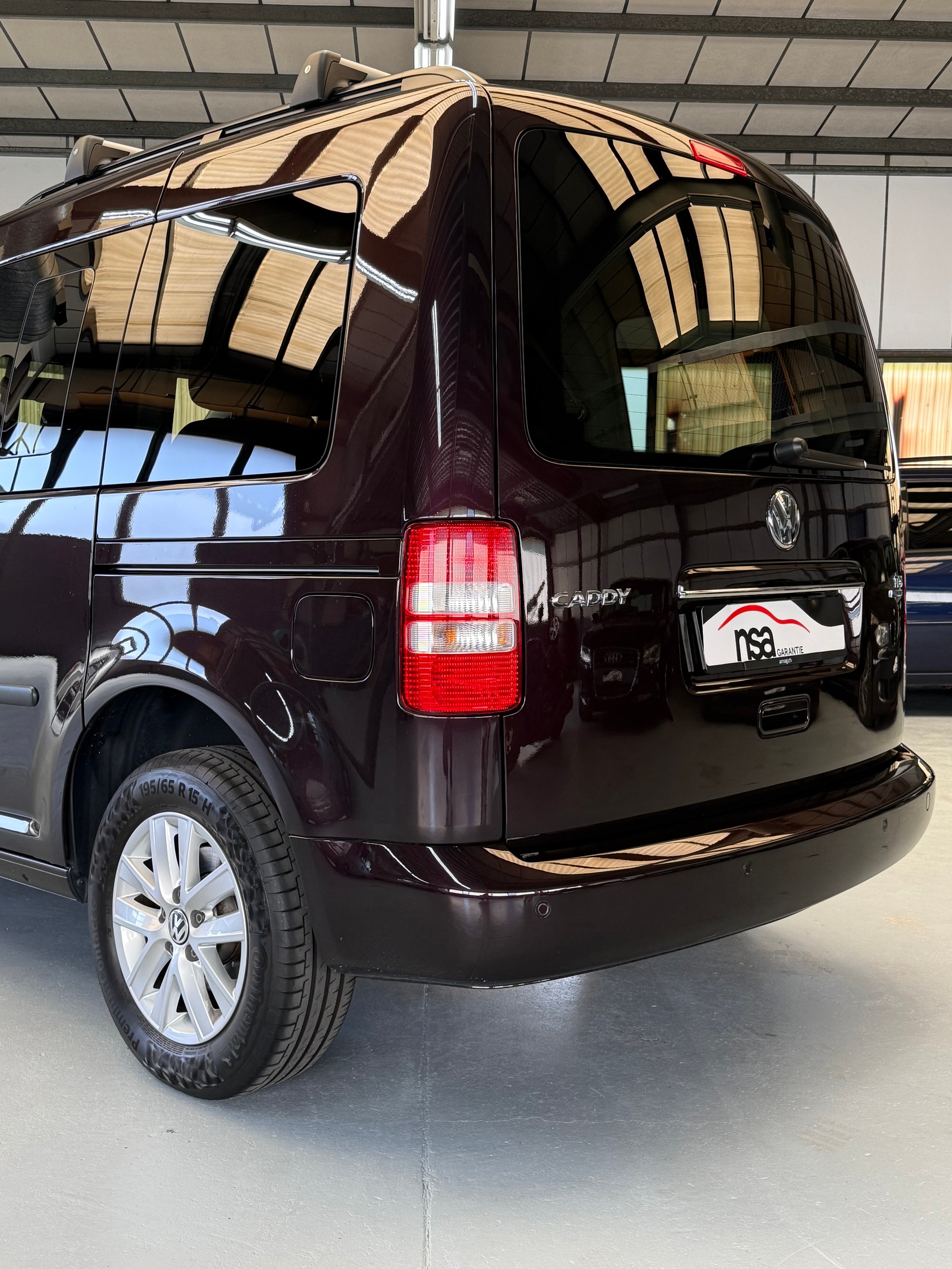 VW Caddy 1.6 TDI Blue Motion Technology Highline DSG **7 Plätzer!**-image-2