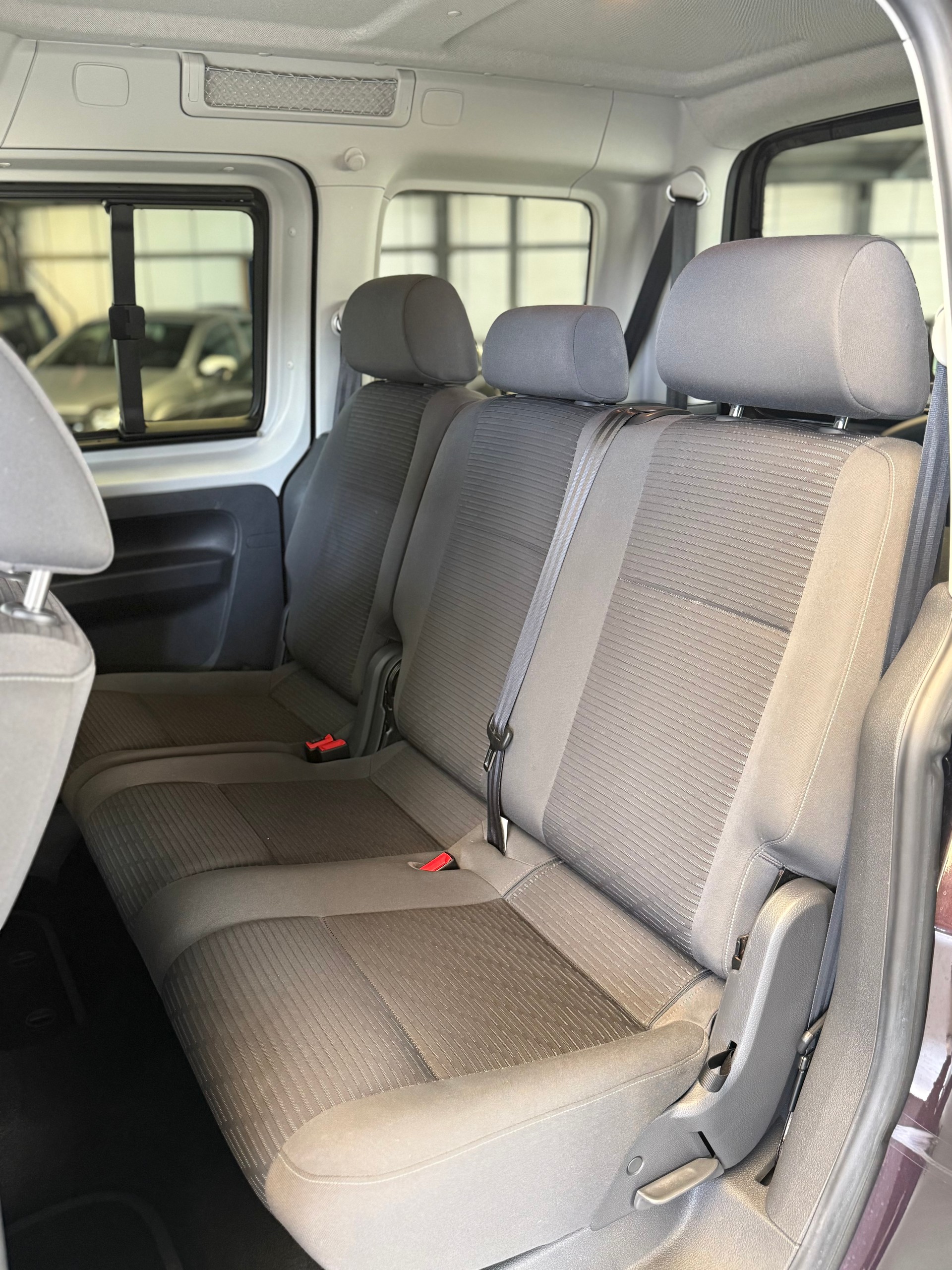 VW Caddy 1.6 TDI Blue Motion Technology Highline DSG **7 Plätzer!**-image-10