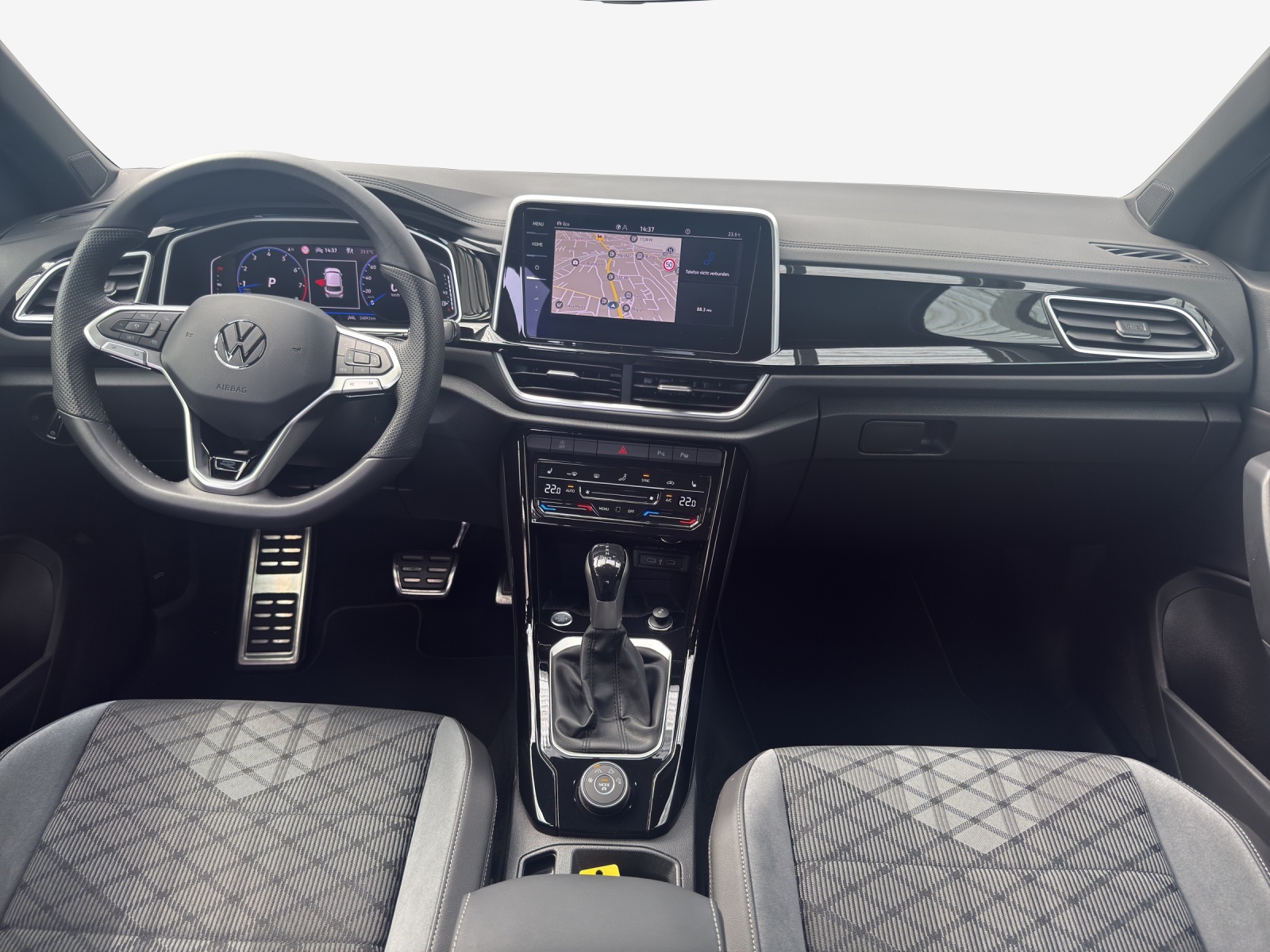 VW T-Roc 2.0 TSI R-Line DSG 4Motion-image-8