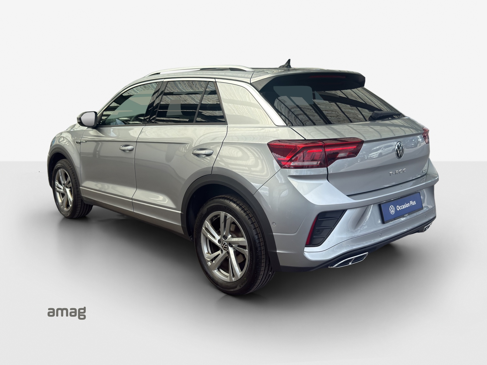 VW T-Roc 2.0 TSI R-Line DSG 4Motion-image-2
