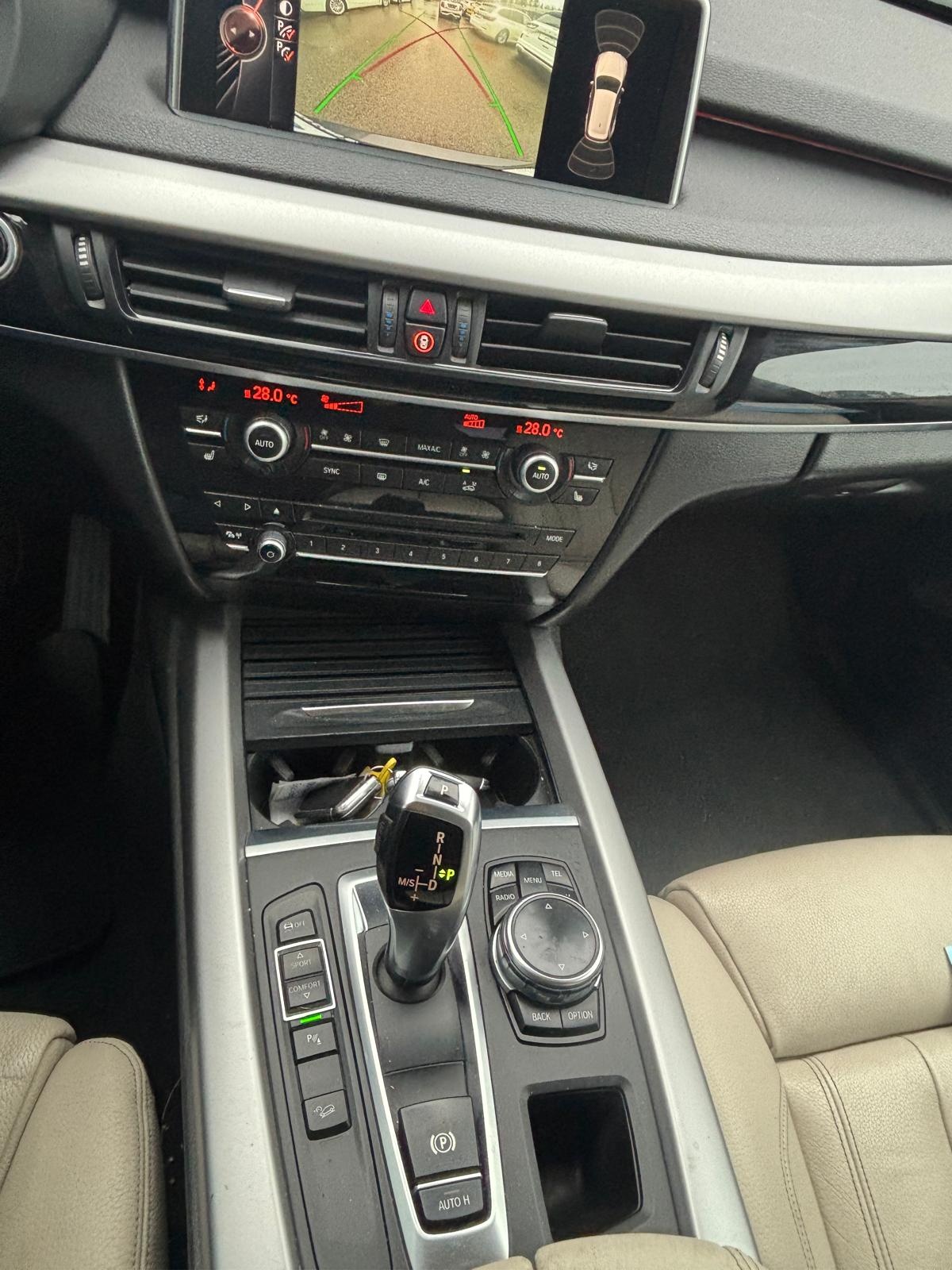 BMW X5 xDrive 40d Steptronic-image-10