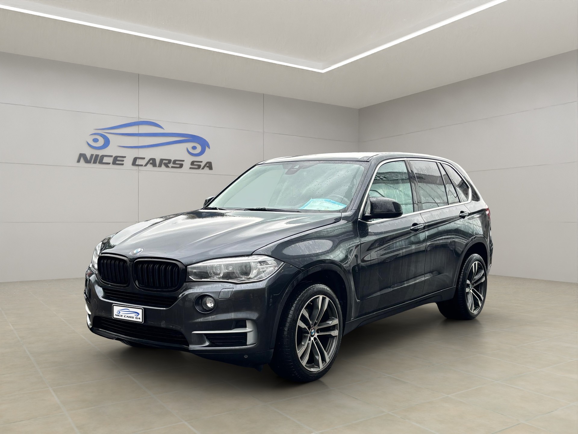 BMW X5 xDrive 40d Steptronic-image-0