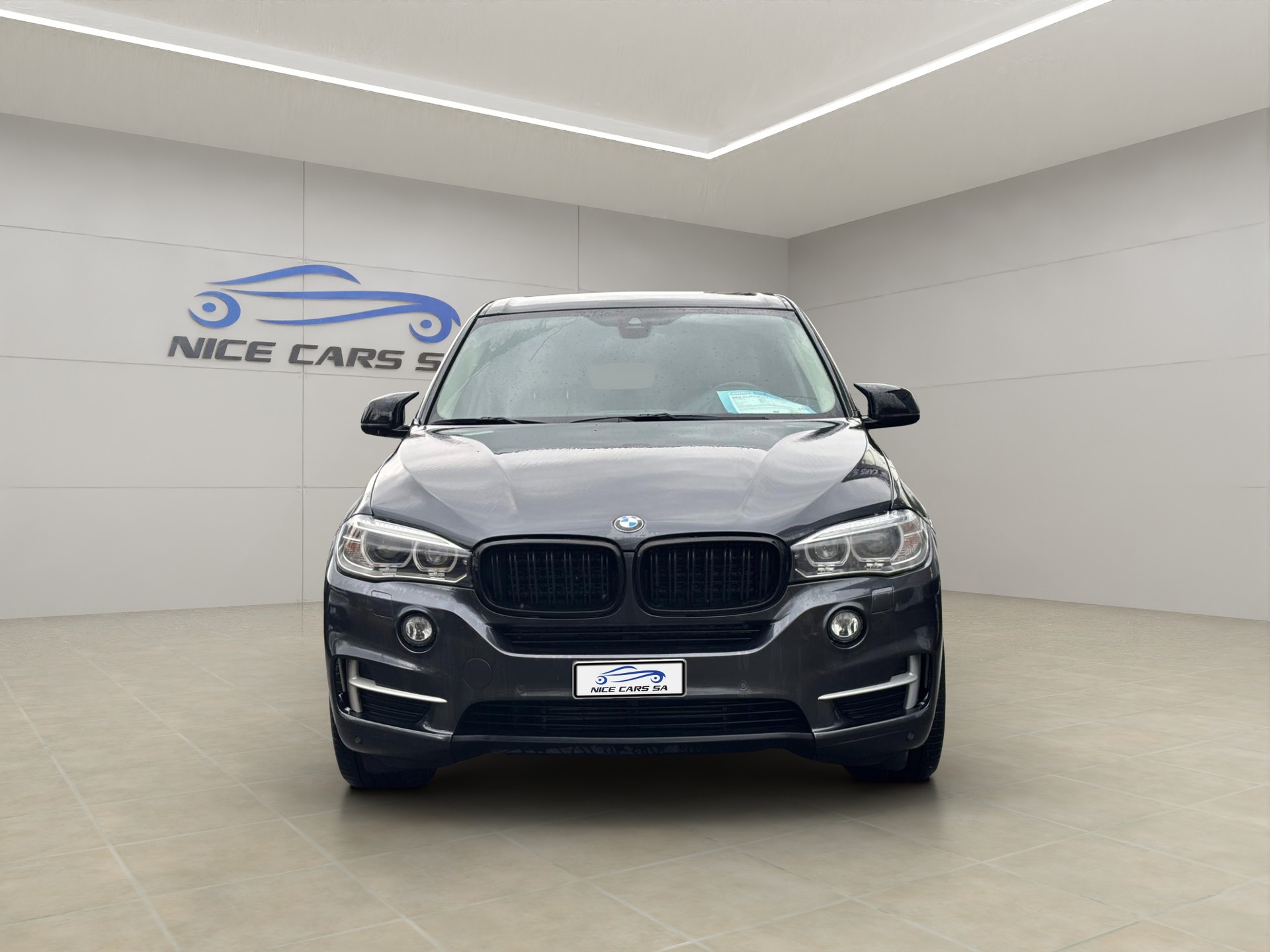BMW X5 xDrive 40d Steptronic-image-1