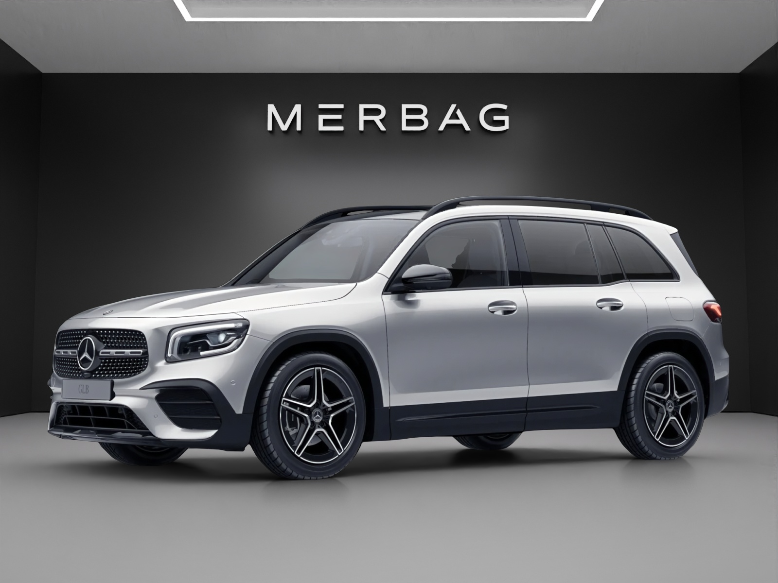 MERCEDES-BENZ GLB 200 4Matic AMG Line 8G-Tronic-image-6