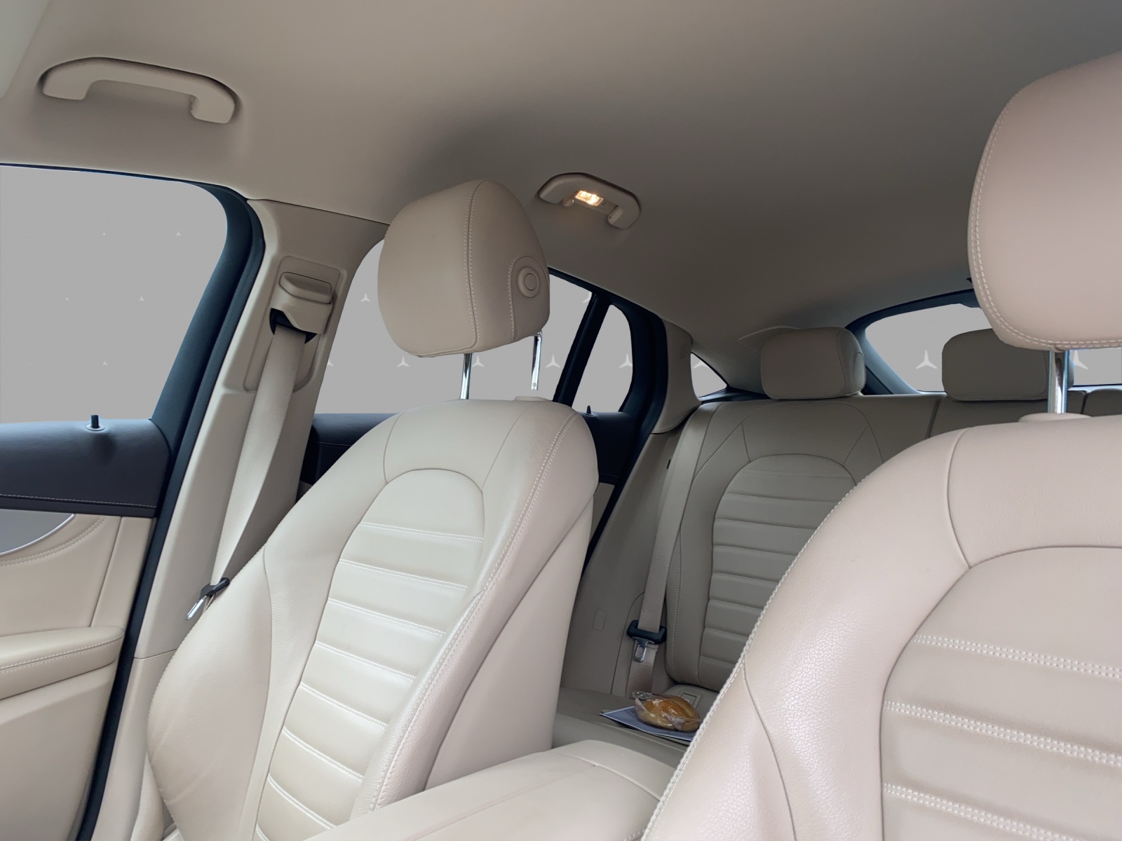 MERCEDES-BENZ GLC Coupé 250 AMG Line 4Matic 9G-Tronic-image-8