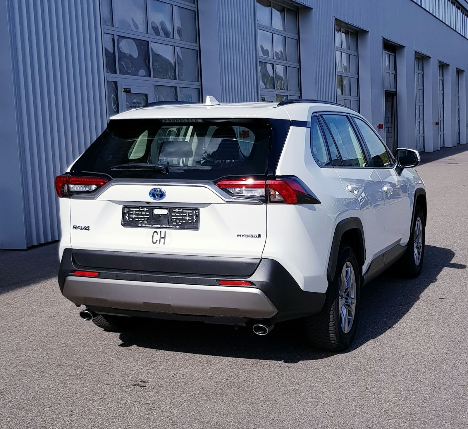 TOYOTA RAV-4 2.5 HSD Comfort e-CVT 4WD-image-2