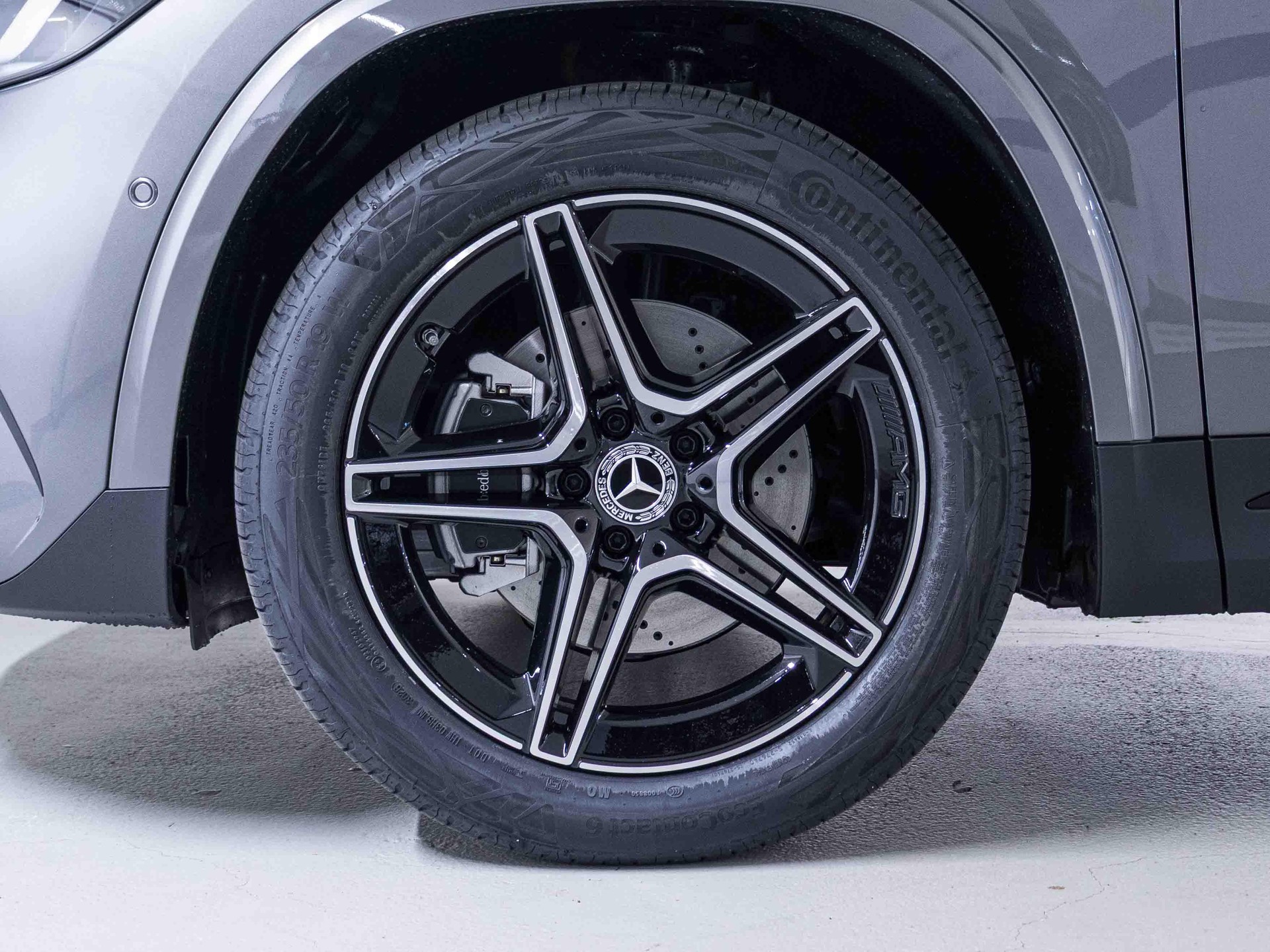MERCEDES-BENZ GLA 200 Night Star-image-14