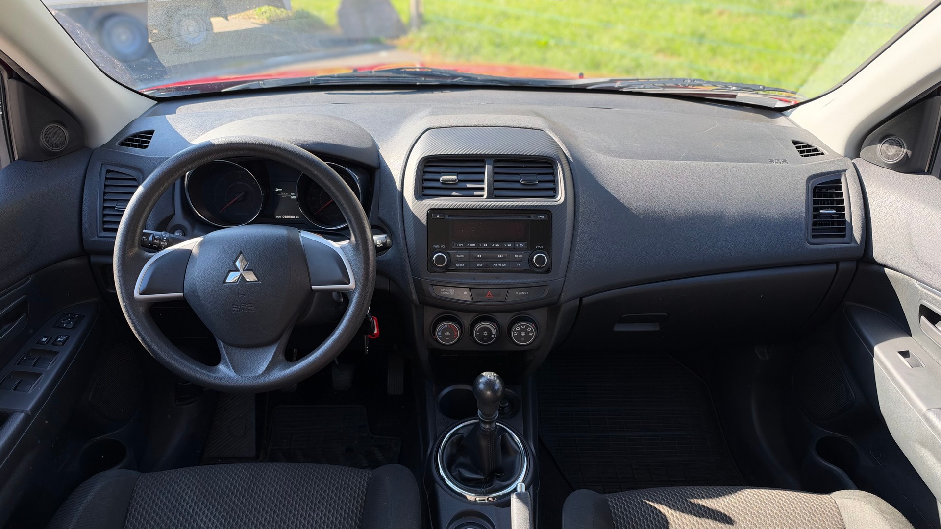 MITSUBISHI ASX 1.6 DID Style 4WD-image-9