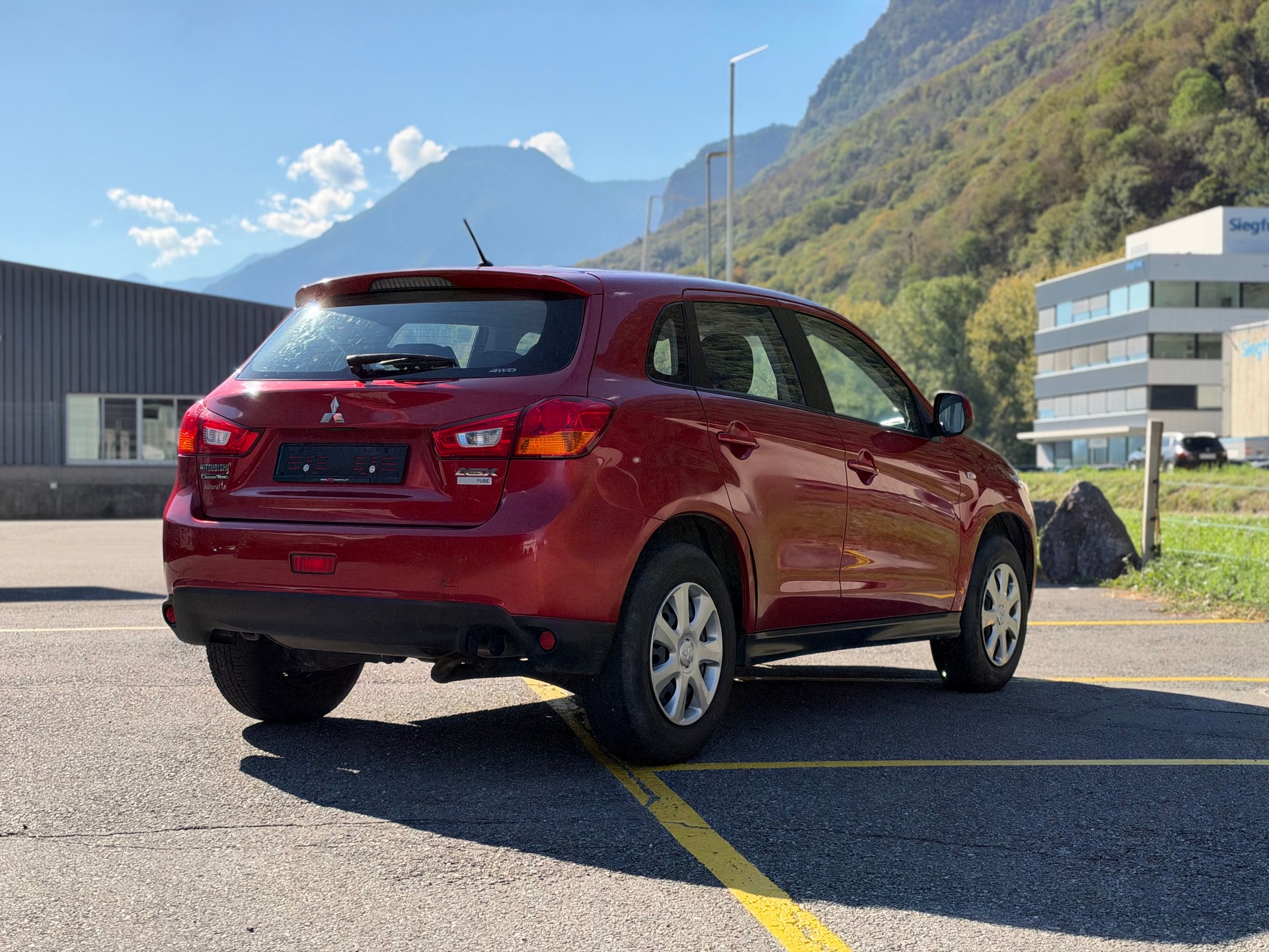 MITSUBISHI ASX 1.6 DID Style 4WD-showroom-element-3