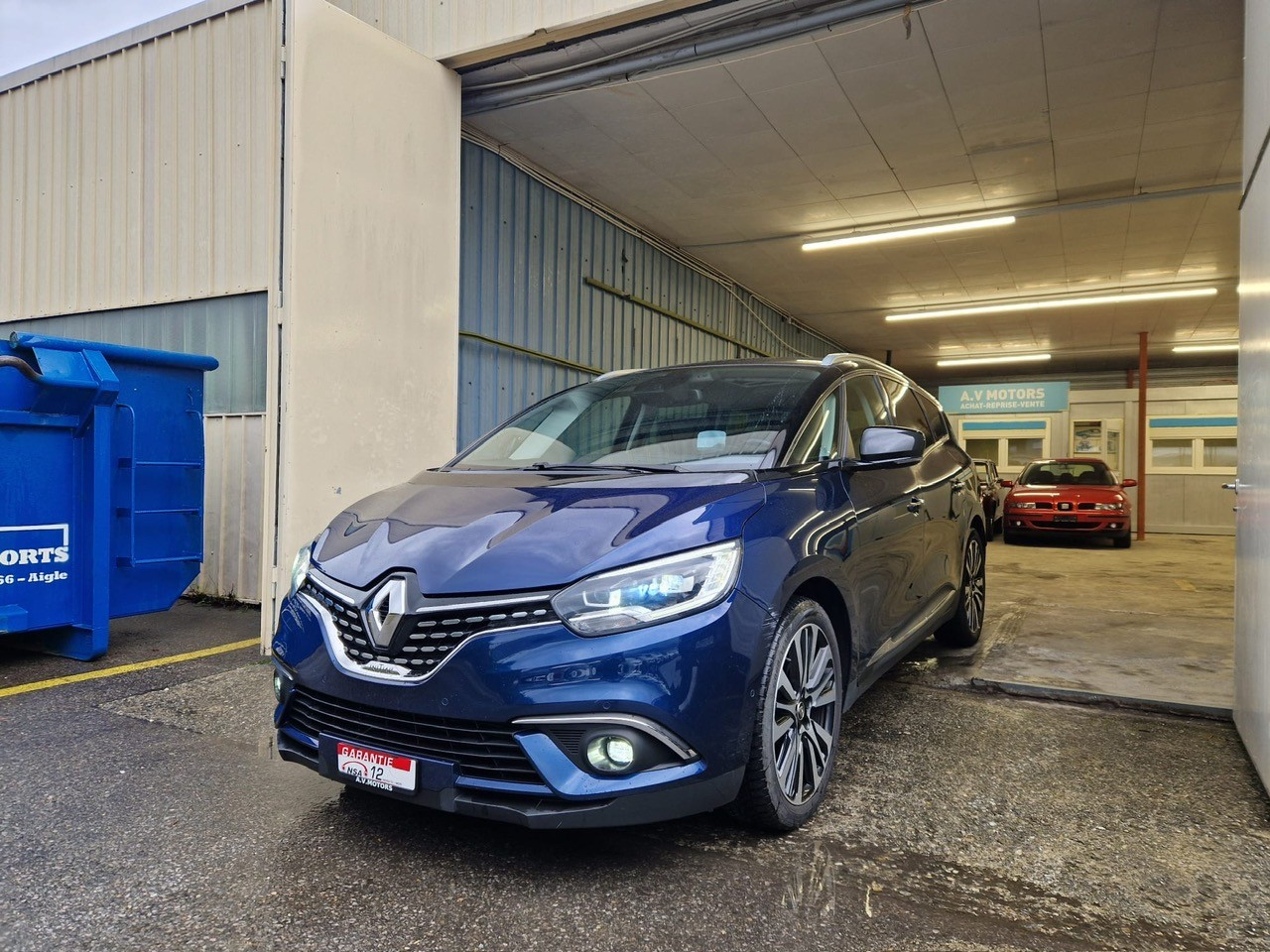 Car photo