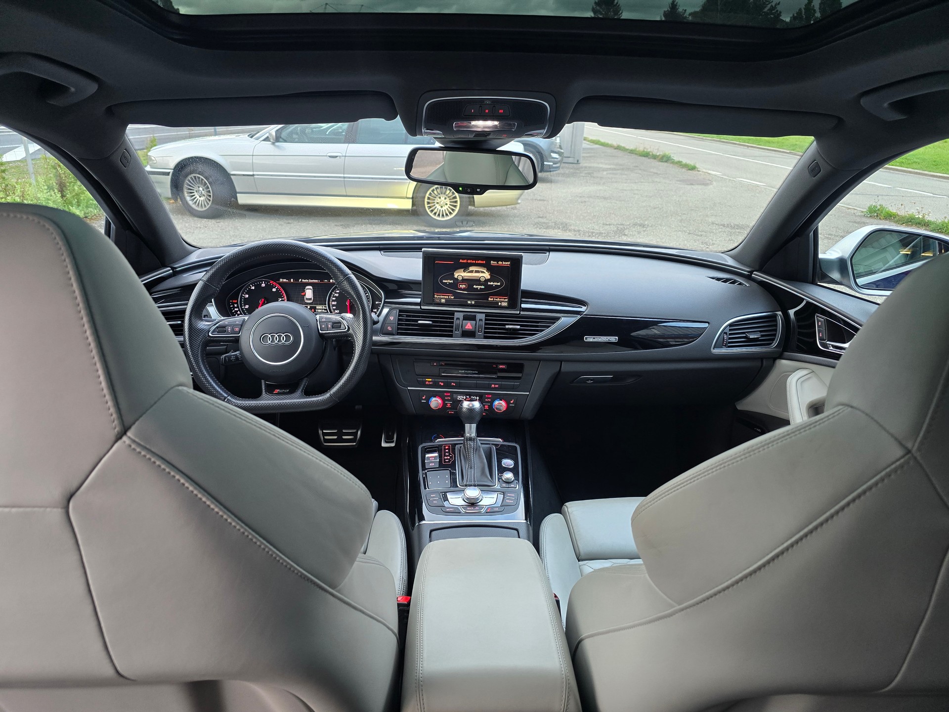 AUDI RS6 Avant 4.0 TFSI V8 quattro Tiptronic-image-11