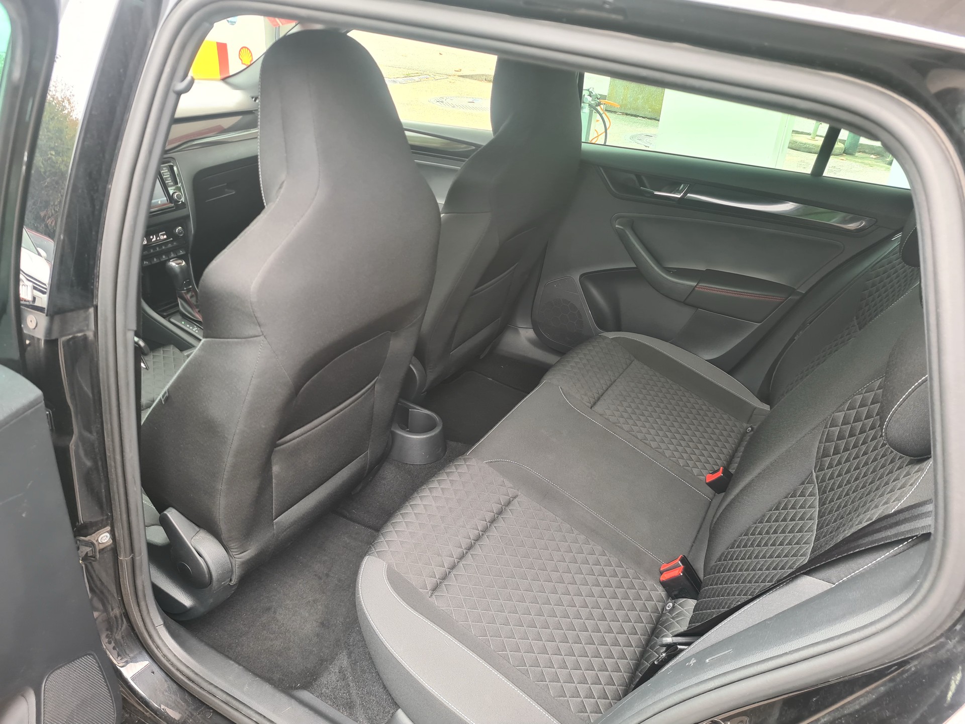 SKODA Rapid Spaceback 1.4 TSI Ambition DSG-image-14