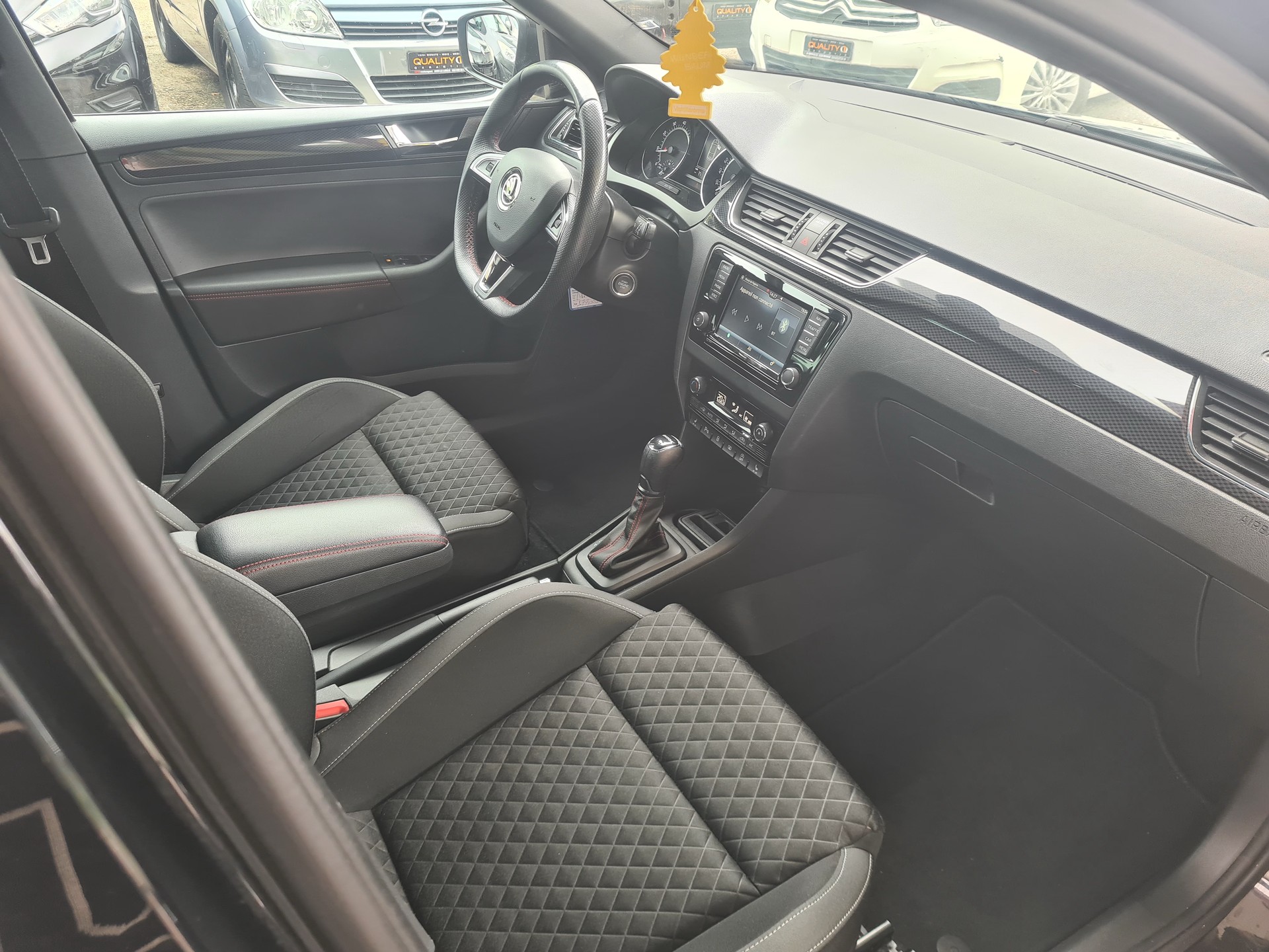 SKODA Rapid Spaceback 1.4 TSI Ambition DSG-image-6