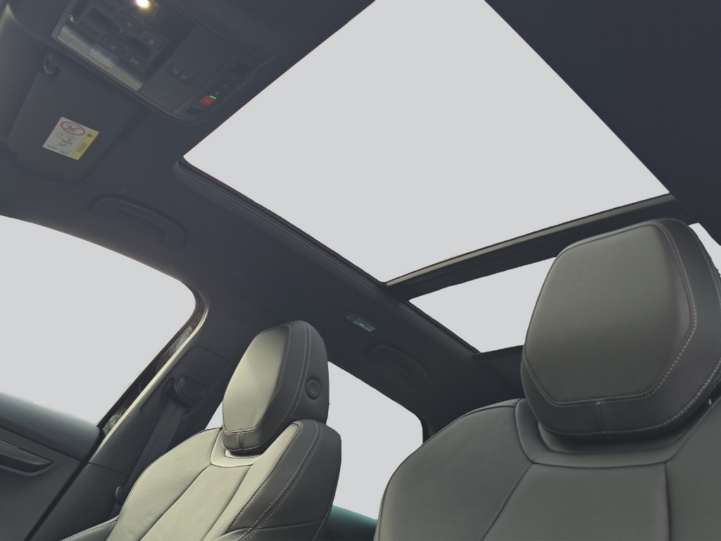 SKODA Karoq 2.0 TSI SportLine 4x4 DSG-image-25