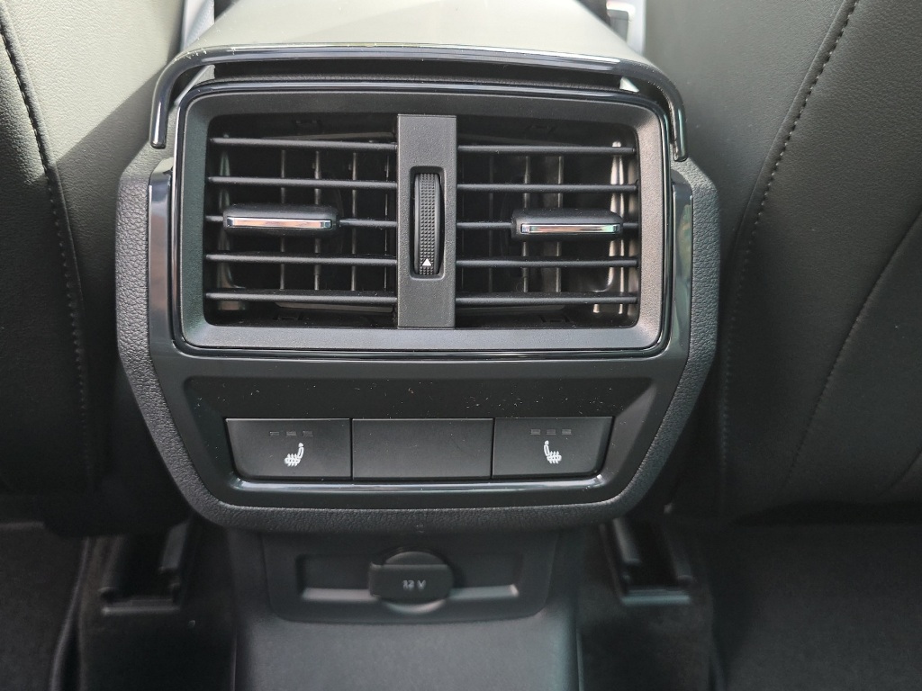 SKODA Karoq 2.0 TSI SportLine 4x4 DSG-image-26