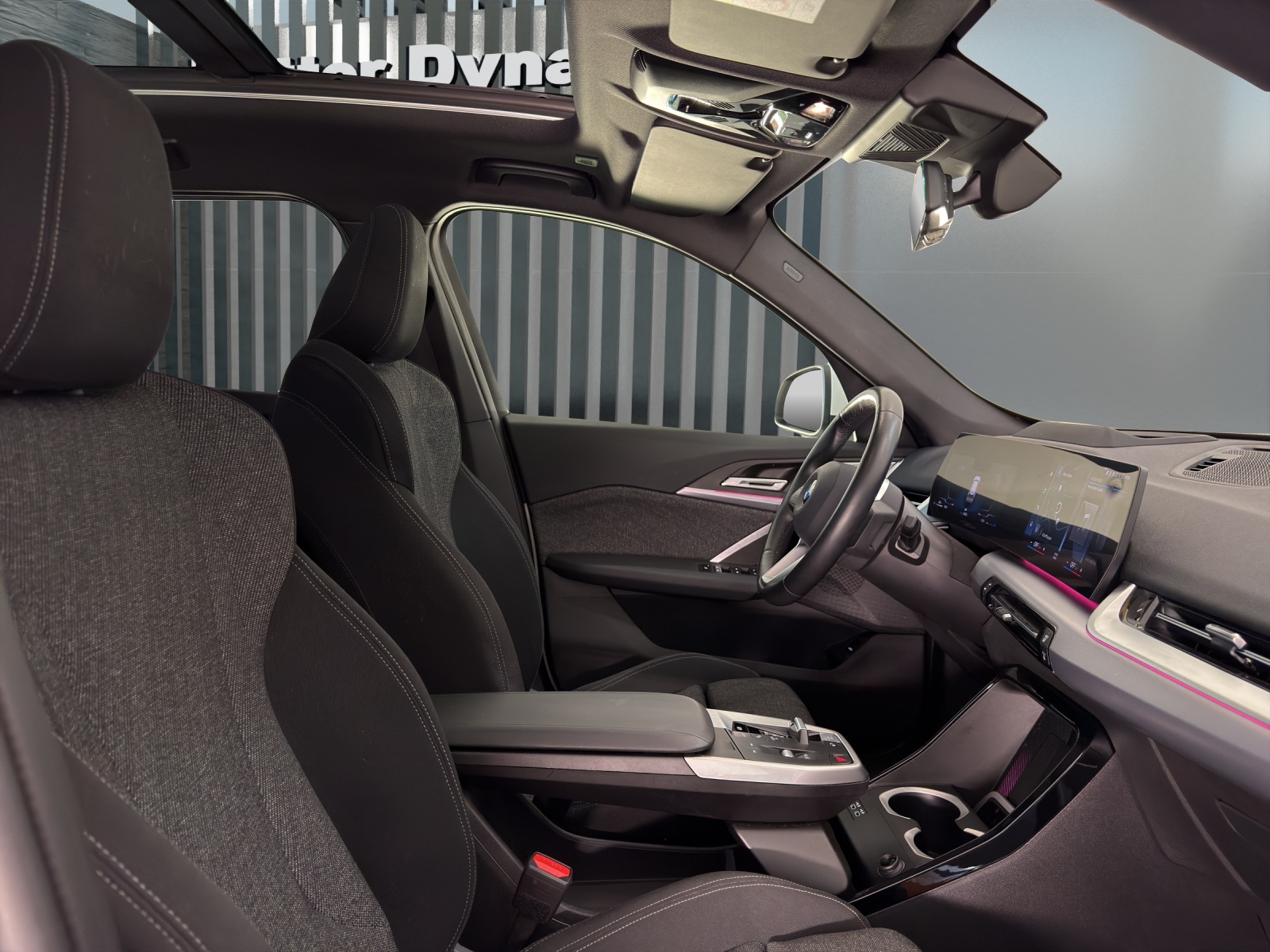 BMW X1 20d xDrive Panorama-Glasdach-image-18