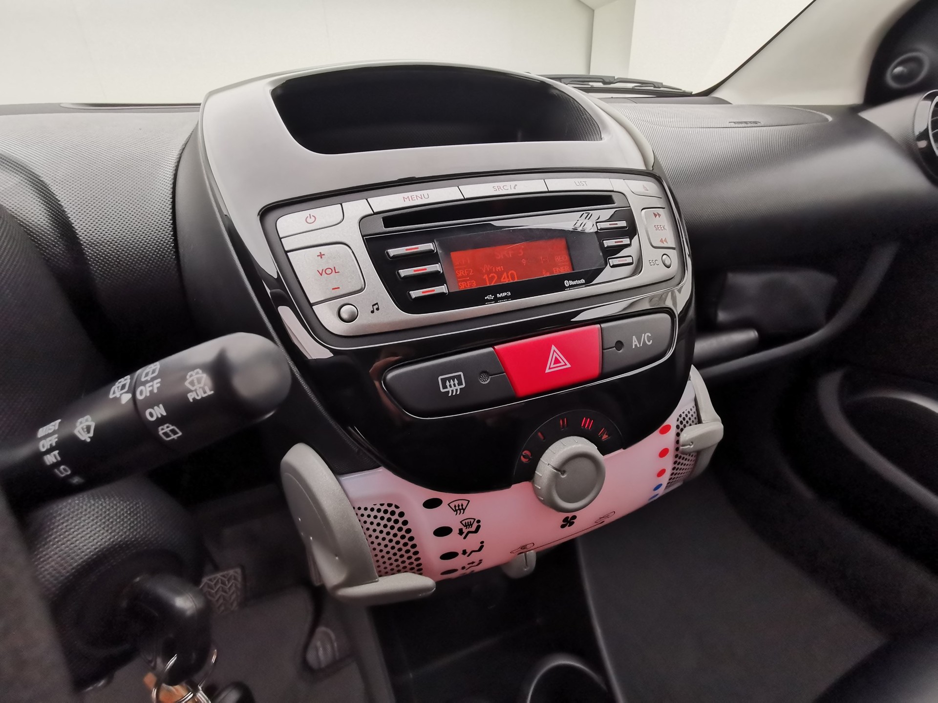TOYOTA Aygo 1.0 VVT-i Luna-image-13