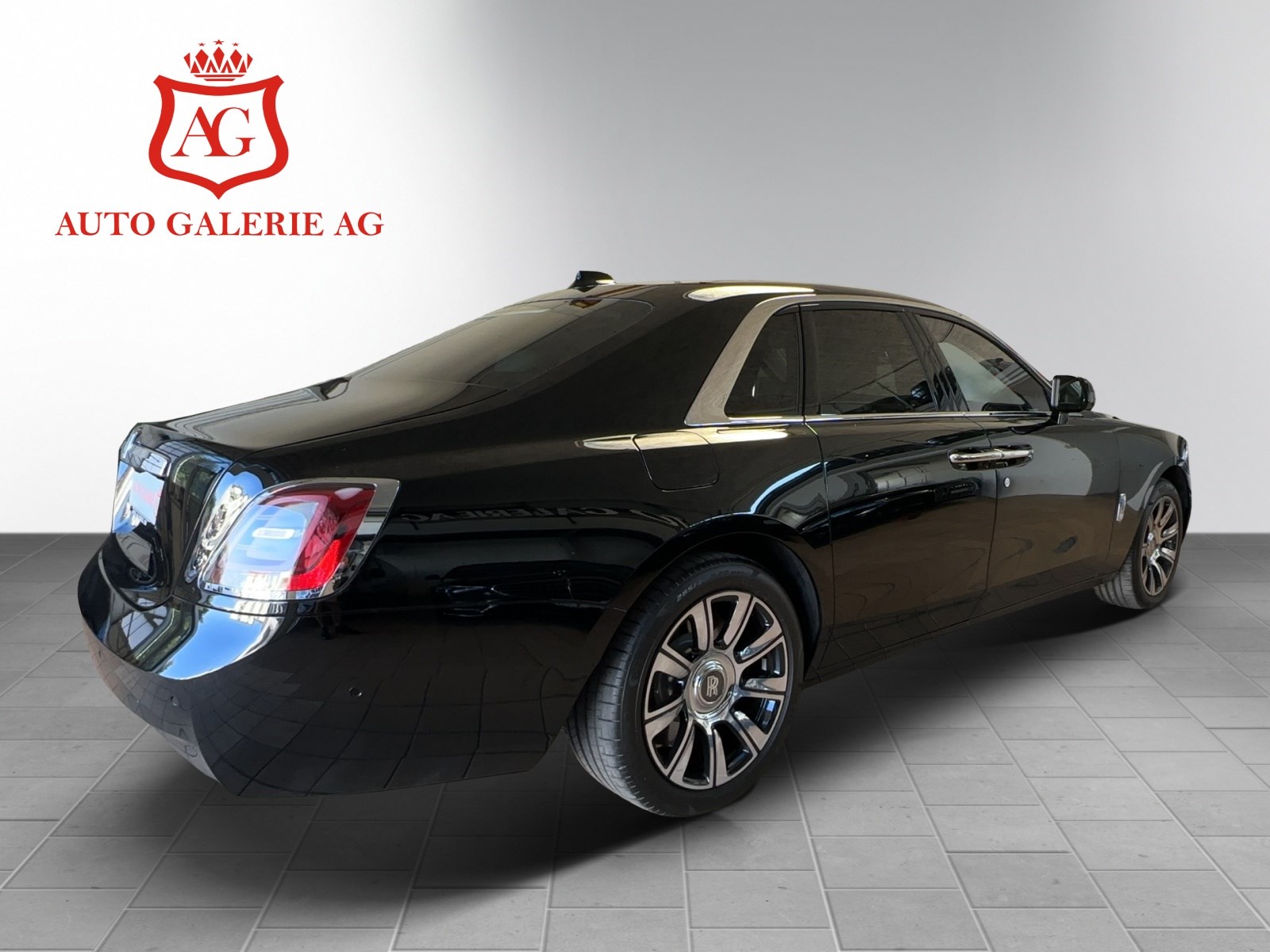 ROLLS-ROYCE Ghost II 6.75 V12-image-3