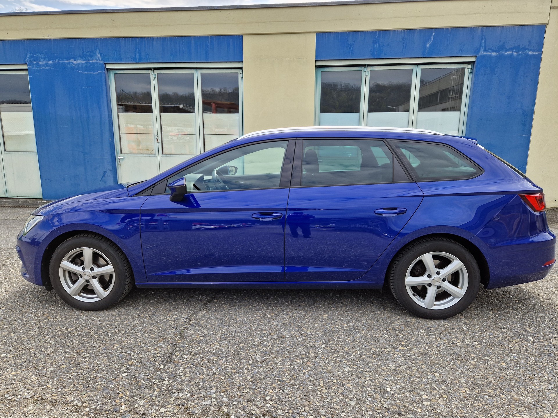 SEAT Leon ST 2.0 TDI SWISS FR DSG-image-9