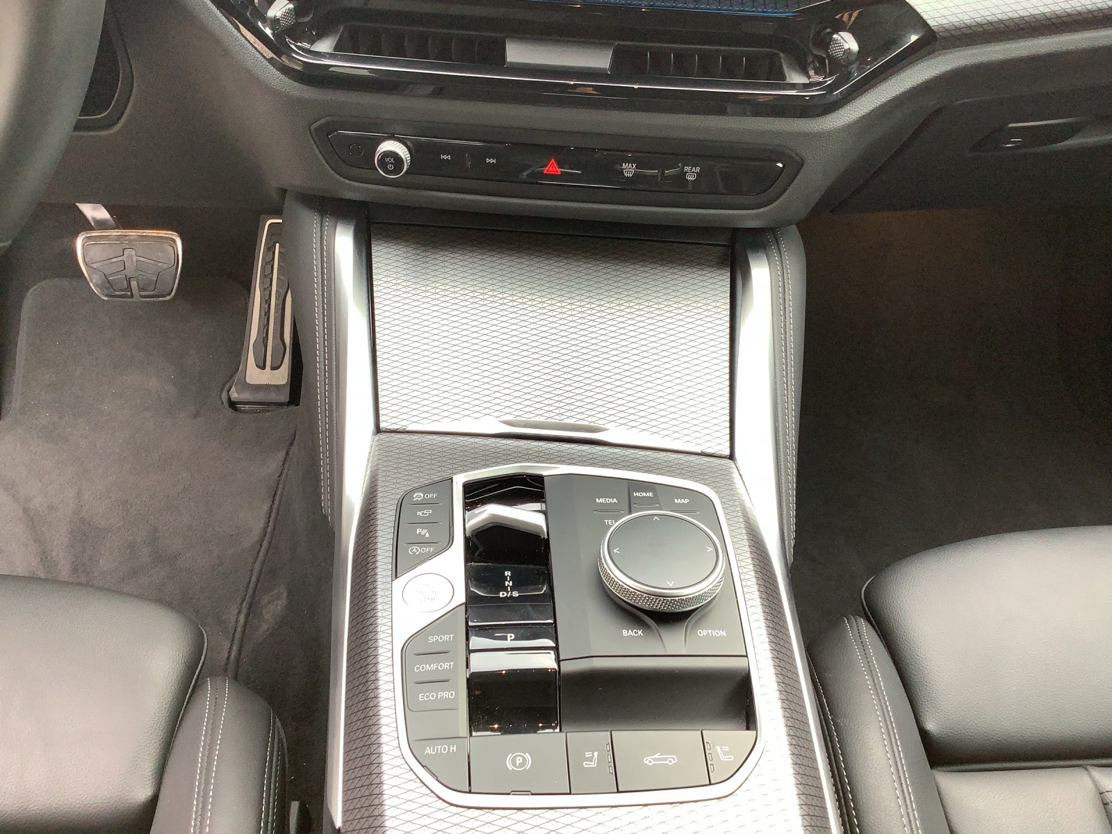 BMW 430i xDr Cabrio M Sport-image-15