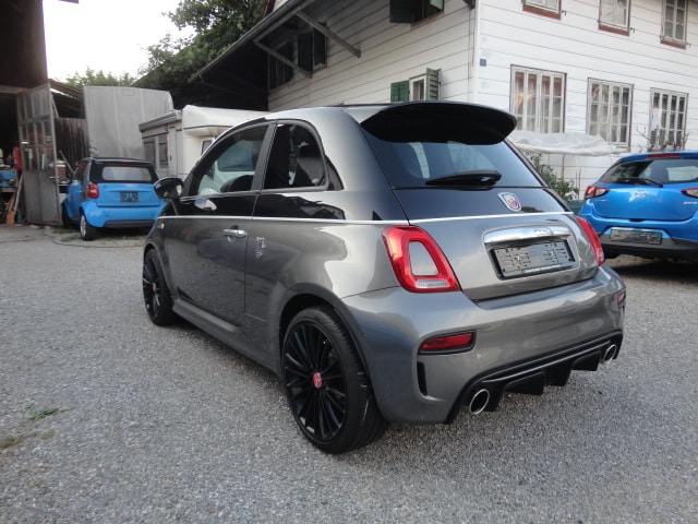 FIAT 595 1.4 16V Turbo Abarth Turismo-image-3
