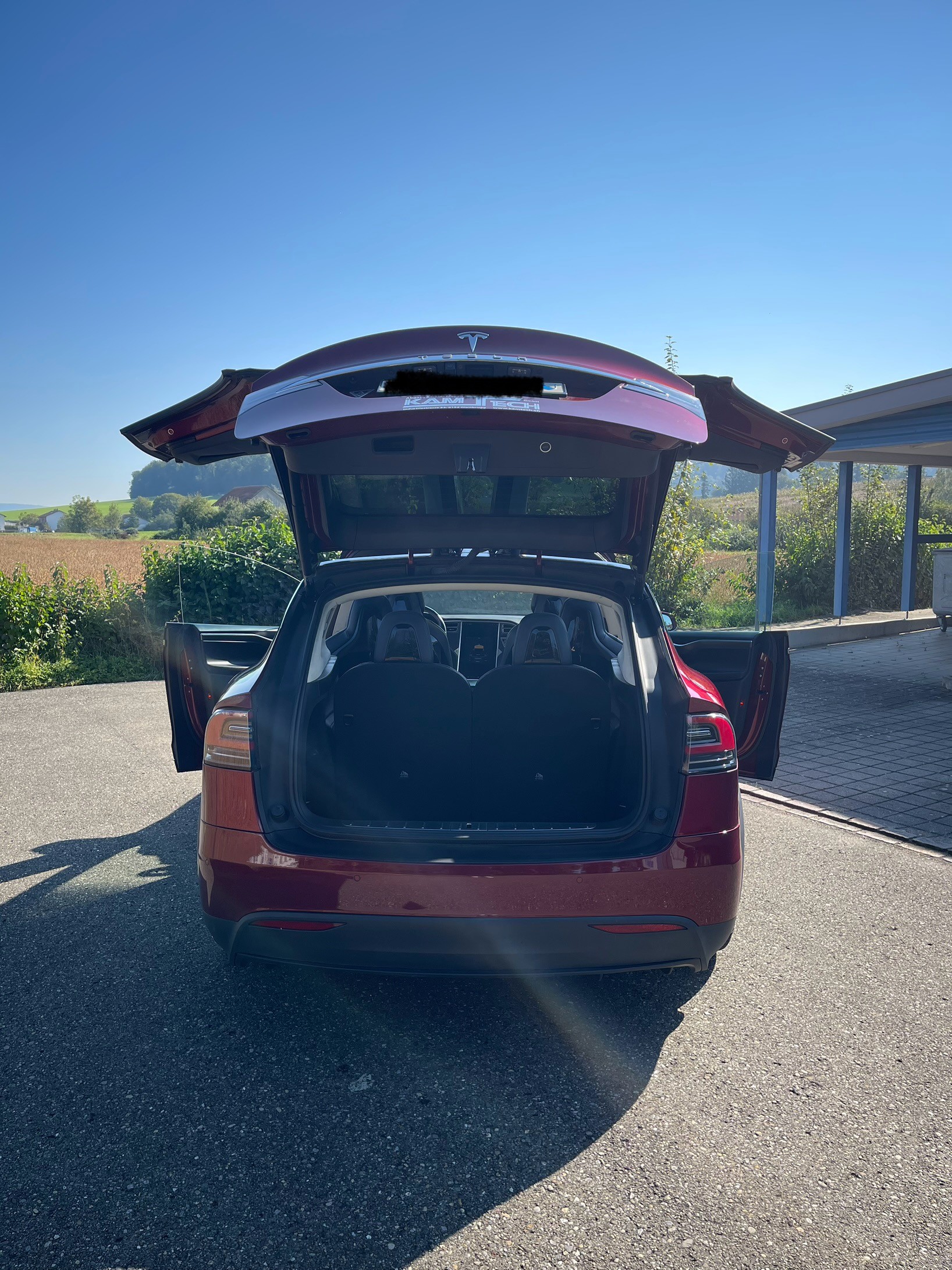 TESLA Model X 90 D Signature Performance-image-13