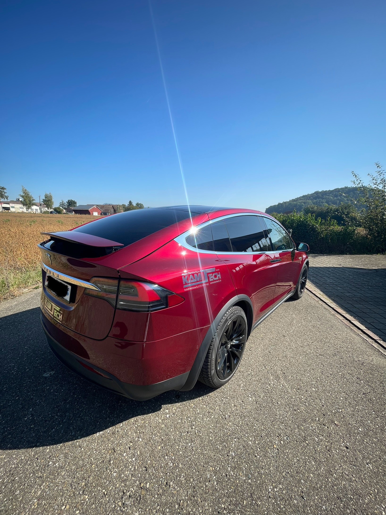 TESLA Model X 90 D Signature Performance-image-10