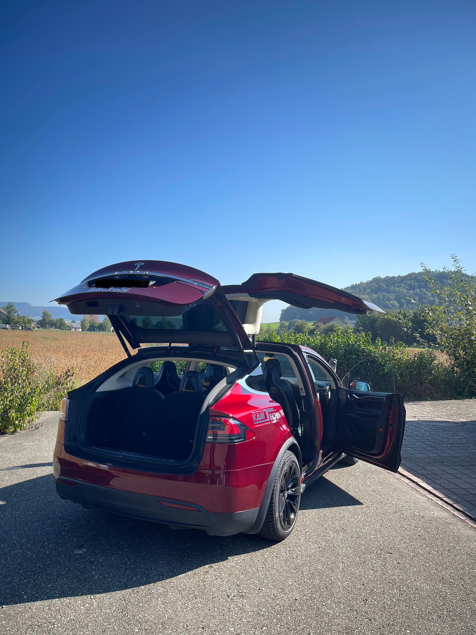 TESLA Model X 90 D Signature Performance-image-14
