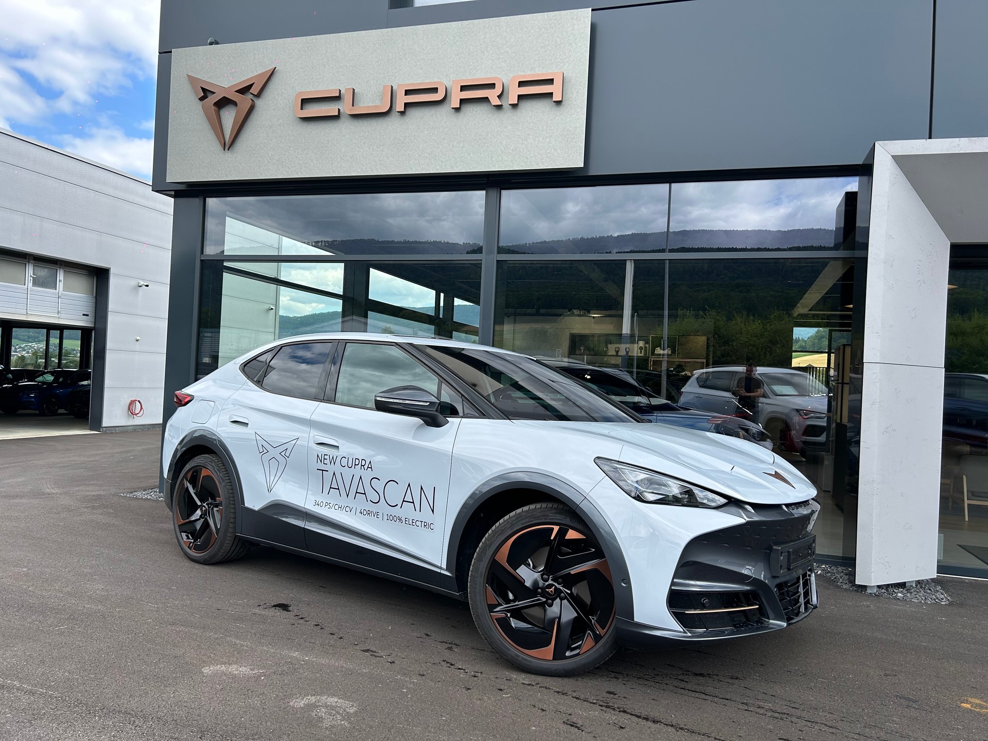 CUPRA TAVASCAN-image-2
